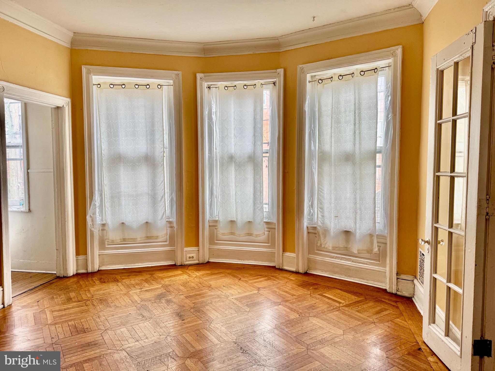 SPRUCE HILL - Residential