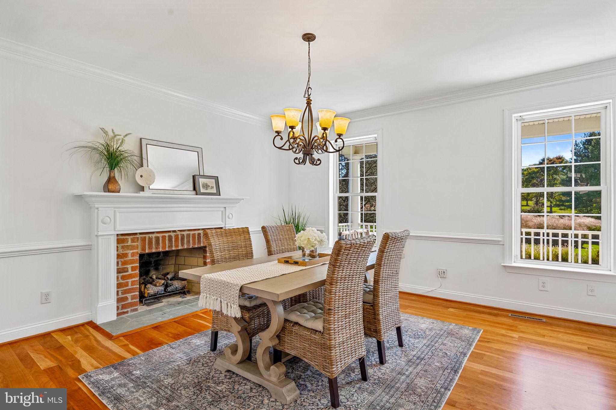 COUNTRY SPRINGS - Residential