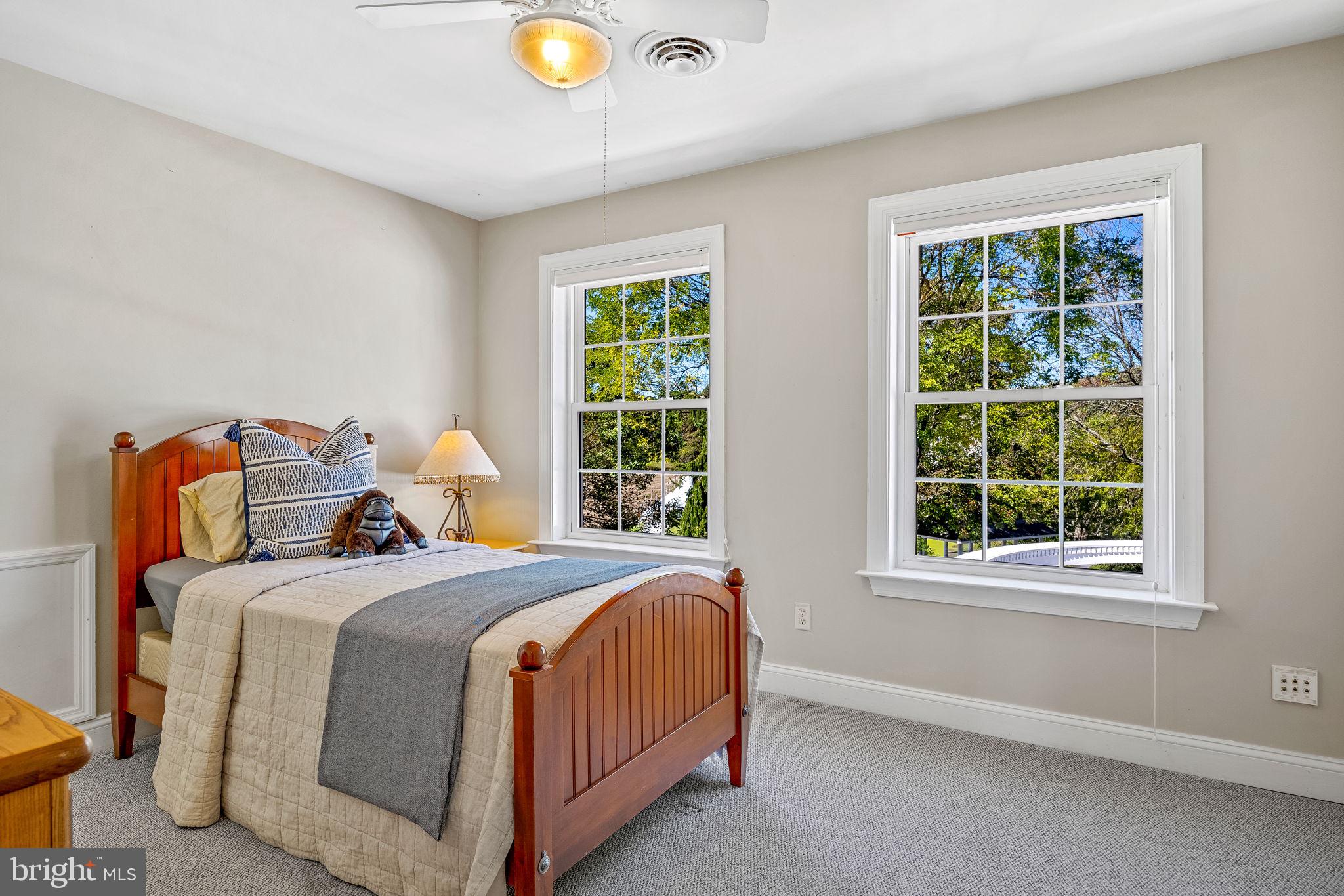 COUNTRY SPRINGS - Residential