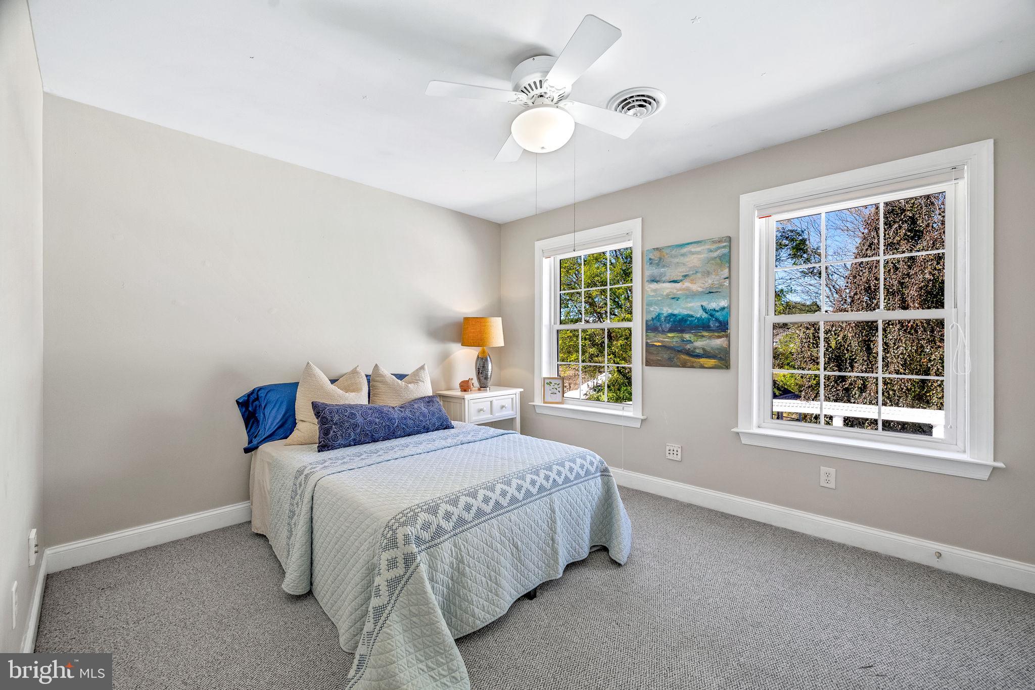 COUNTRY SPRINGS - Residential