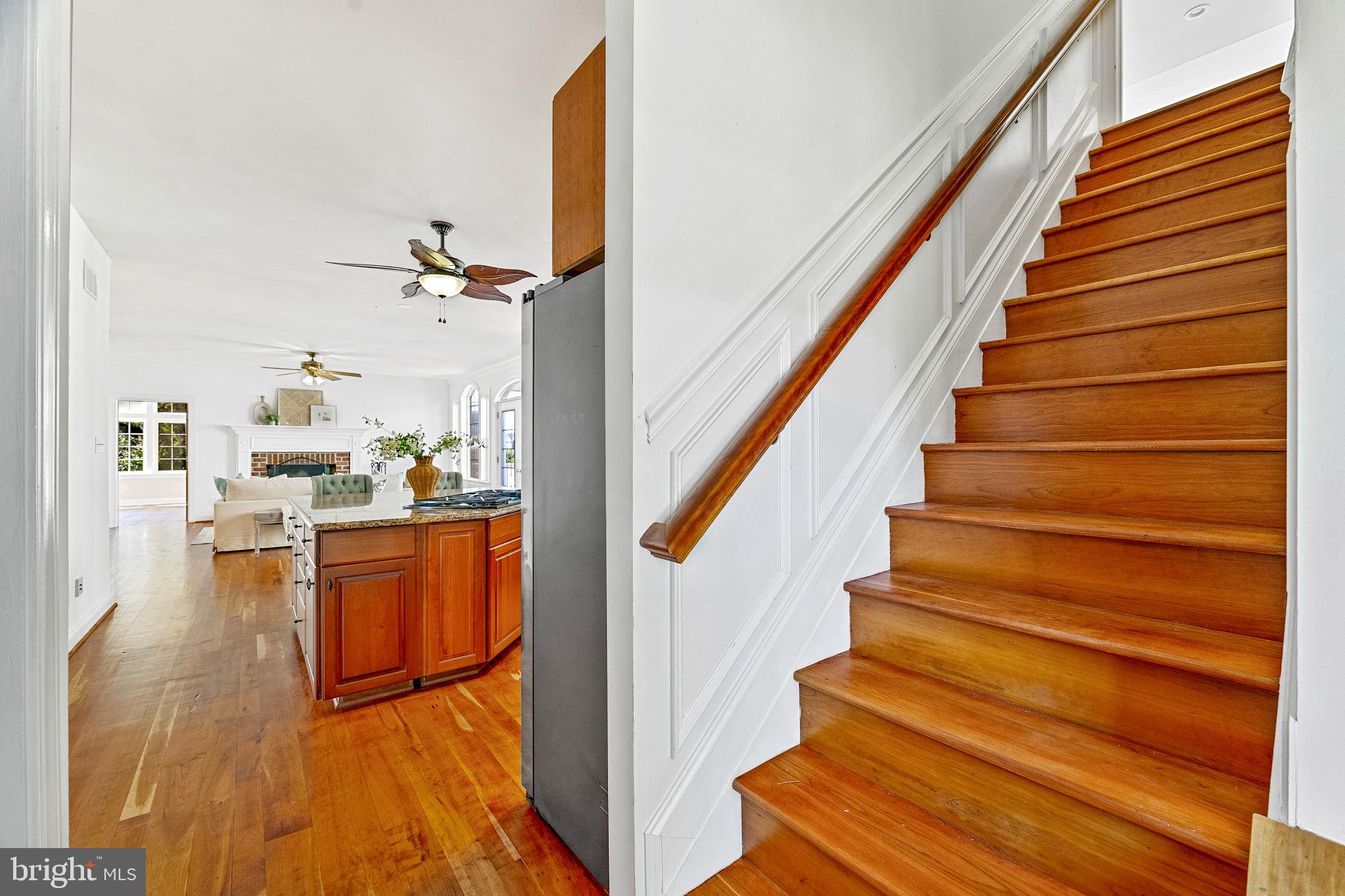 COUNTRY SPRINGS - Residential