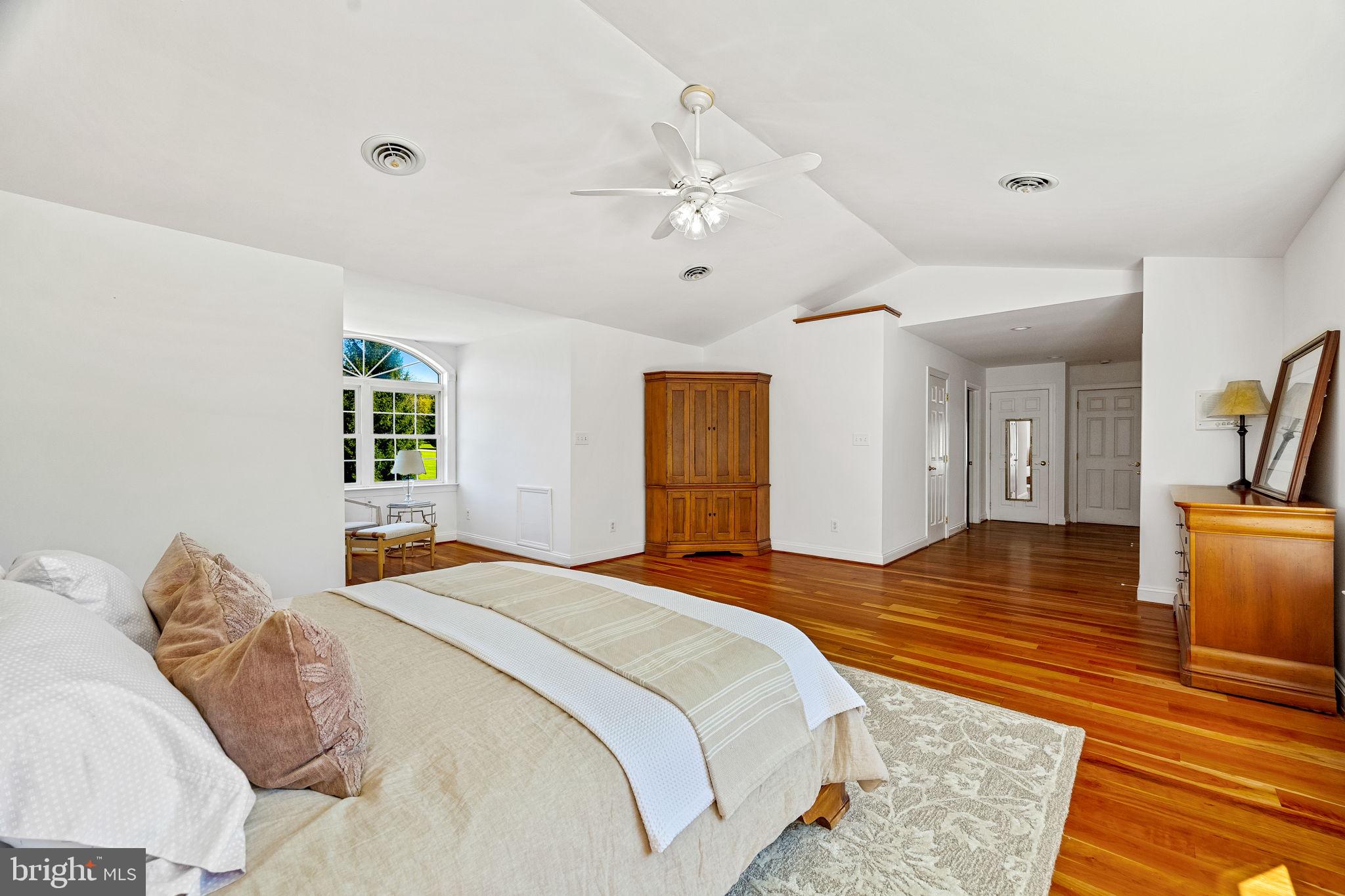 COUNTRY SPRINGS - Residential