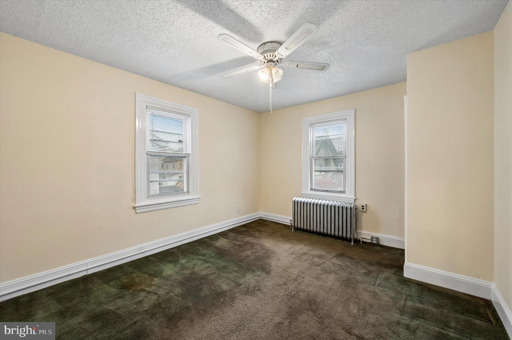 BARRINGTON - Residential