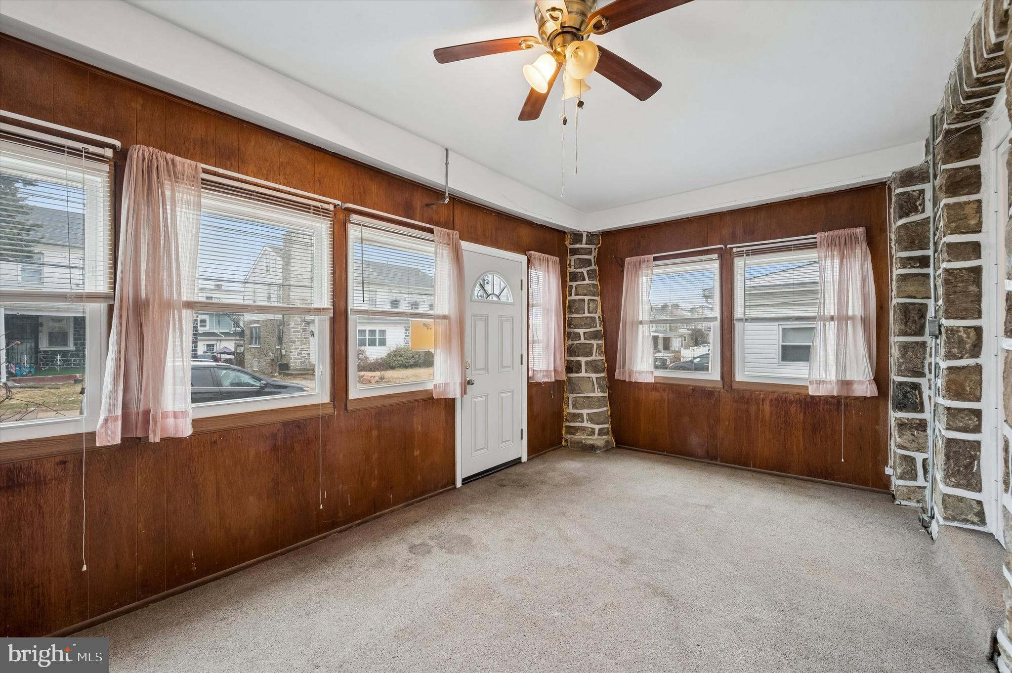 BARRINGTON - Residential