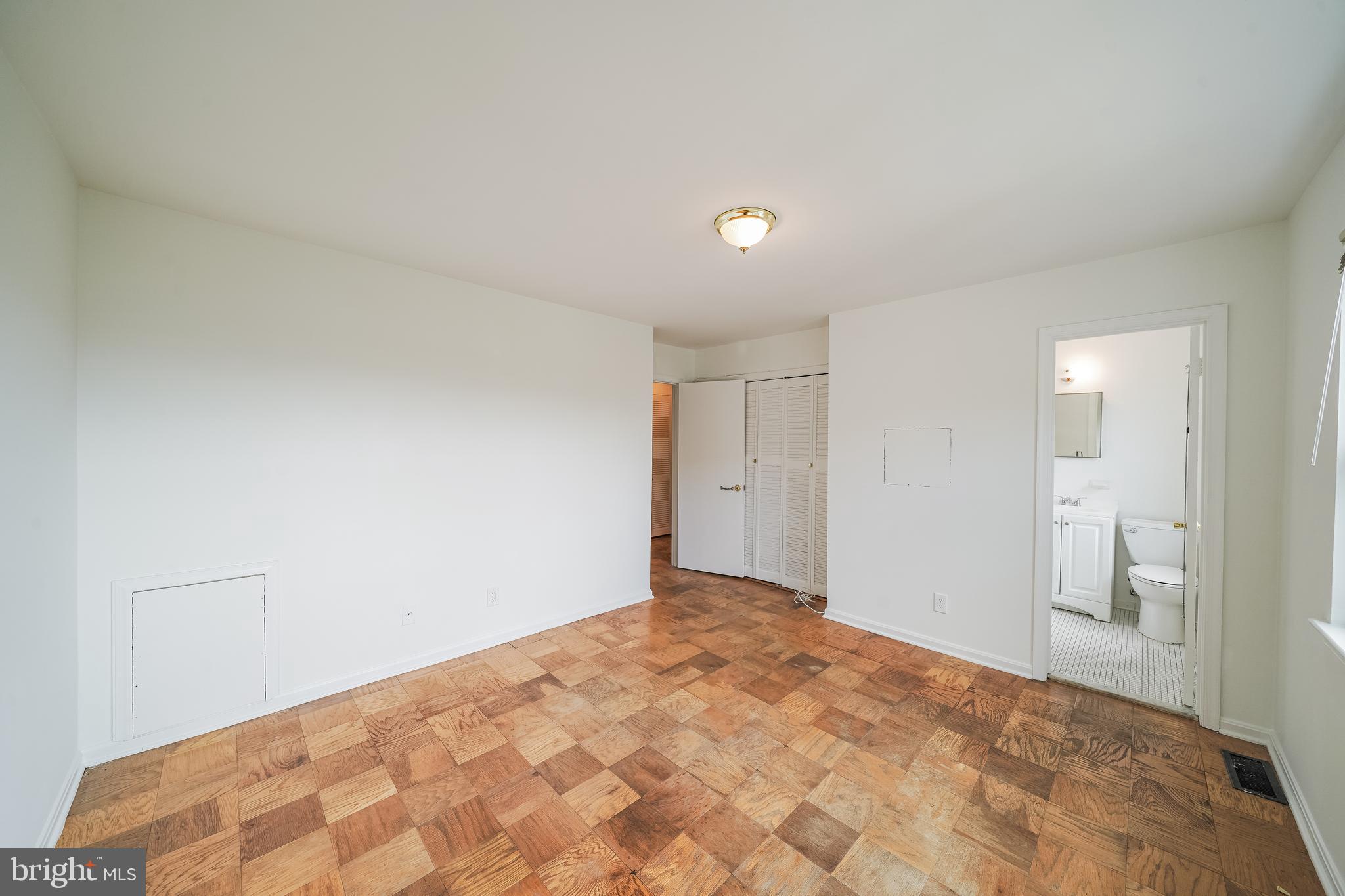 AUTUMN WALK - Residential