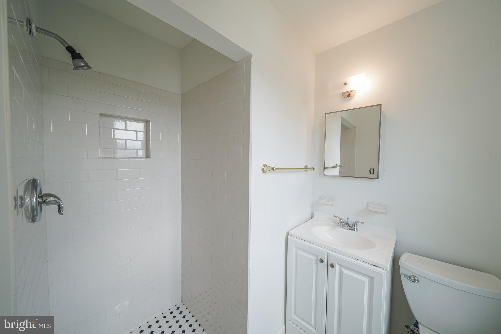 AUTUMN WALK - Residential