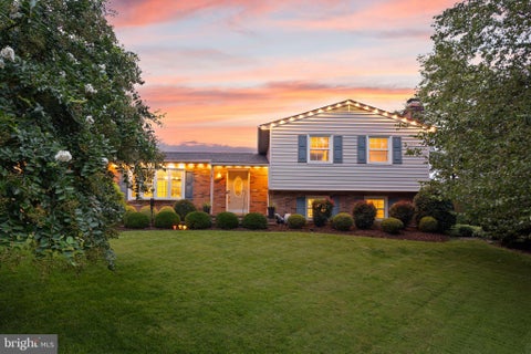 Photo of 8632 Kerry Lane, SPRINGFIELD, VA 22152 (MLS # VAFX2337718)