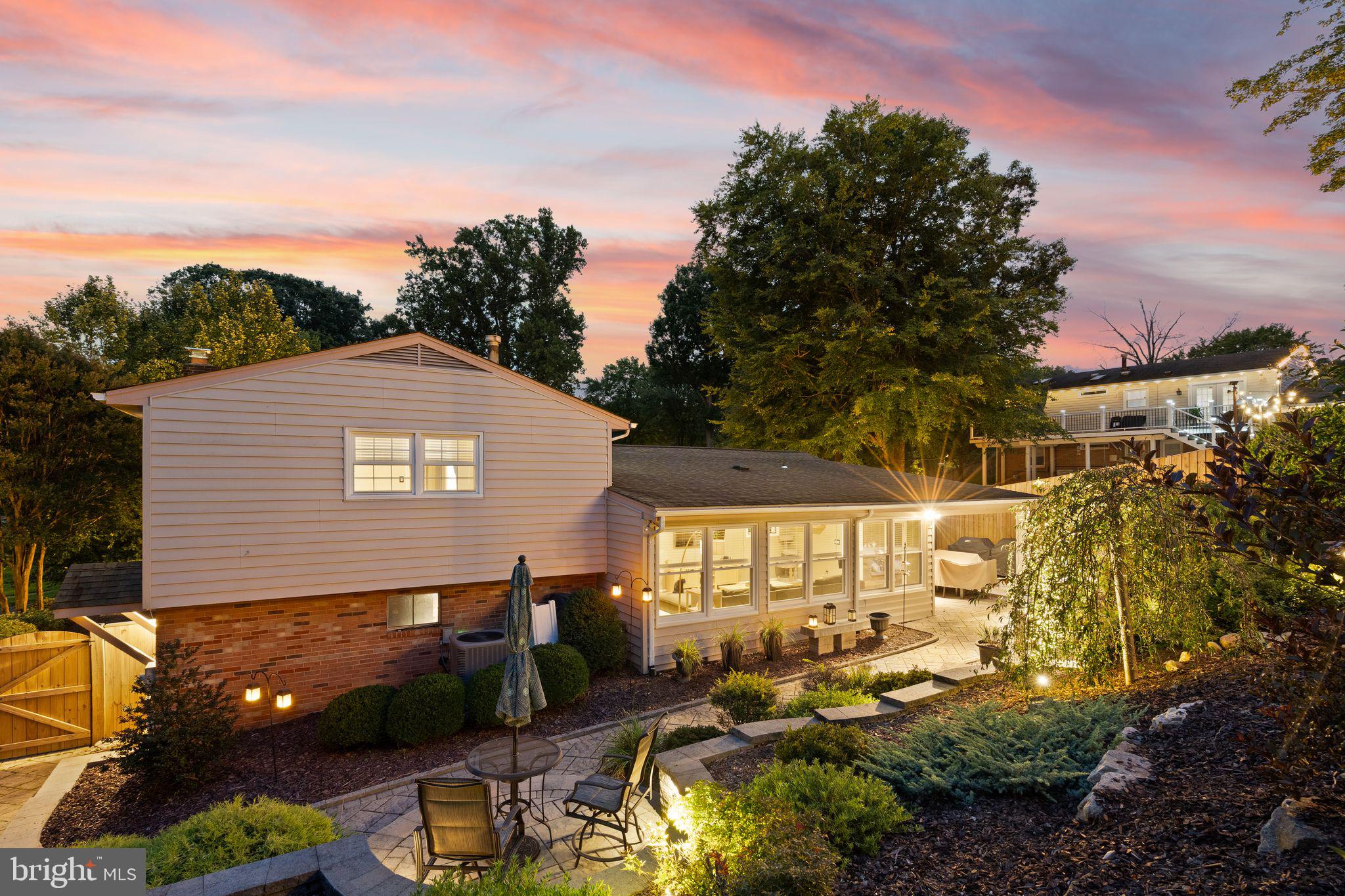 8632 KERRY LANE