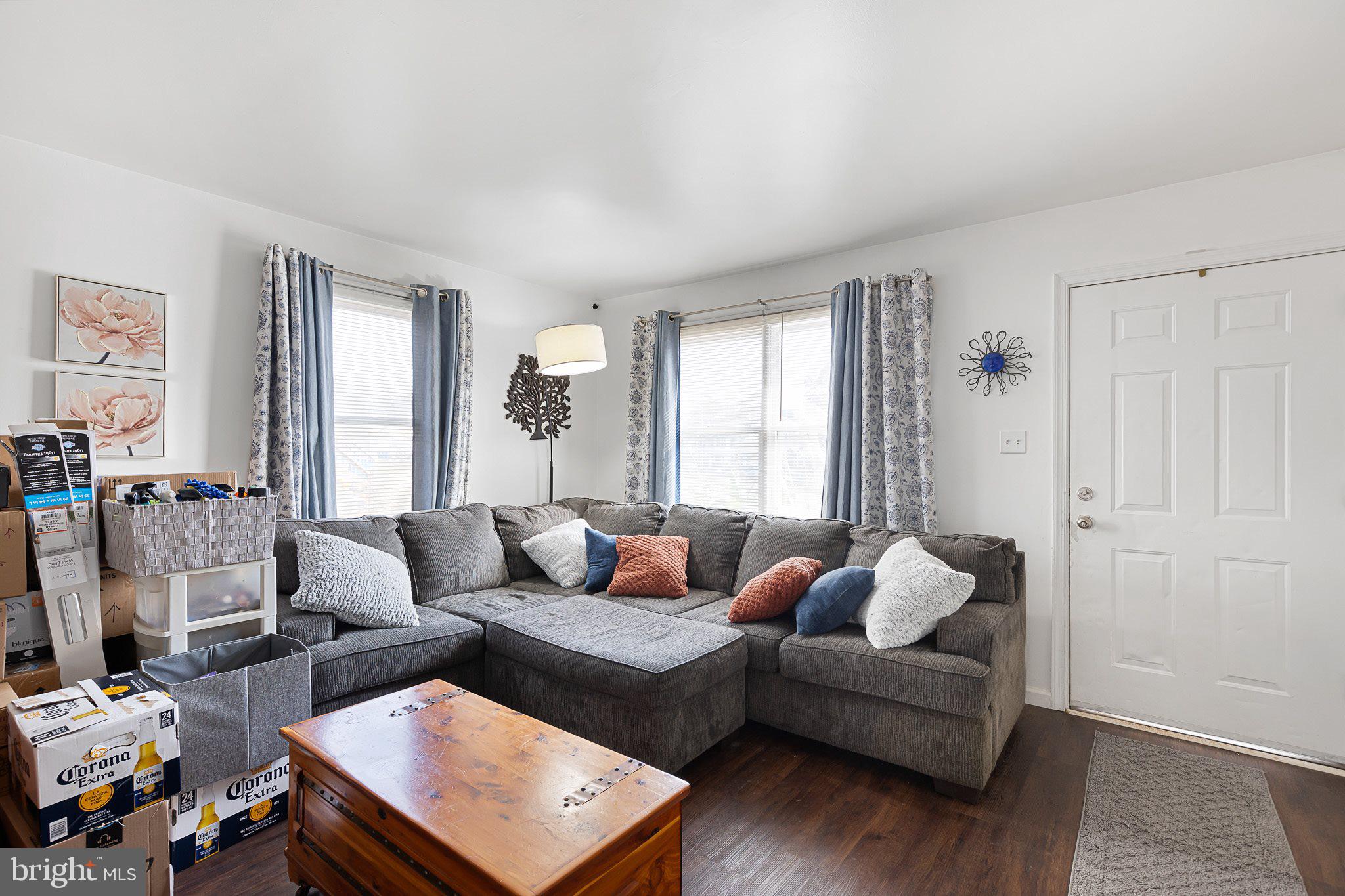 VILLAGE KNOLL - Residential