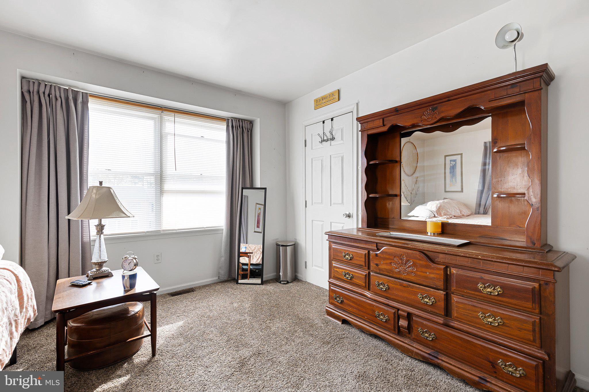 VILLAGE KNOLL - Residential