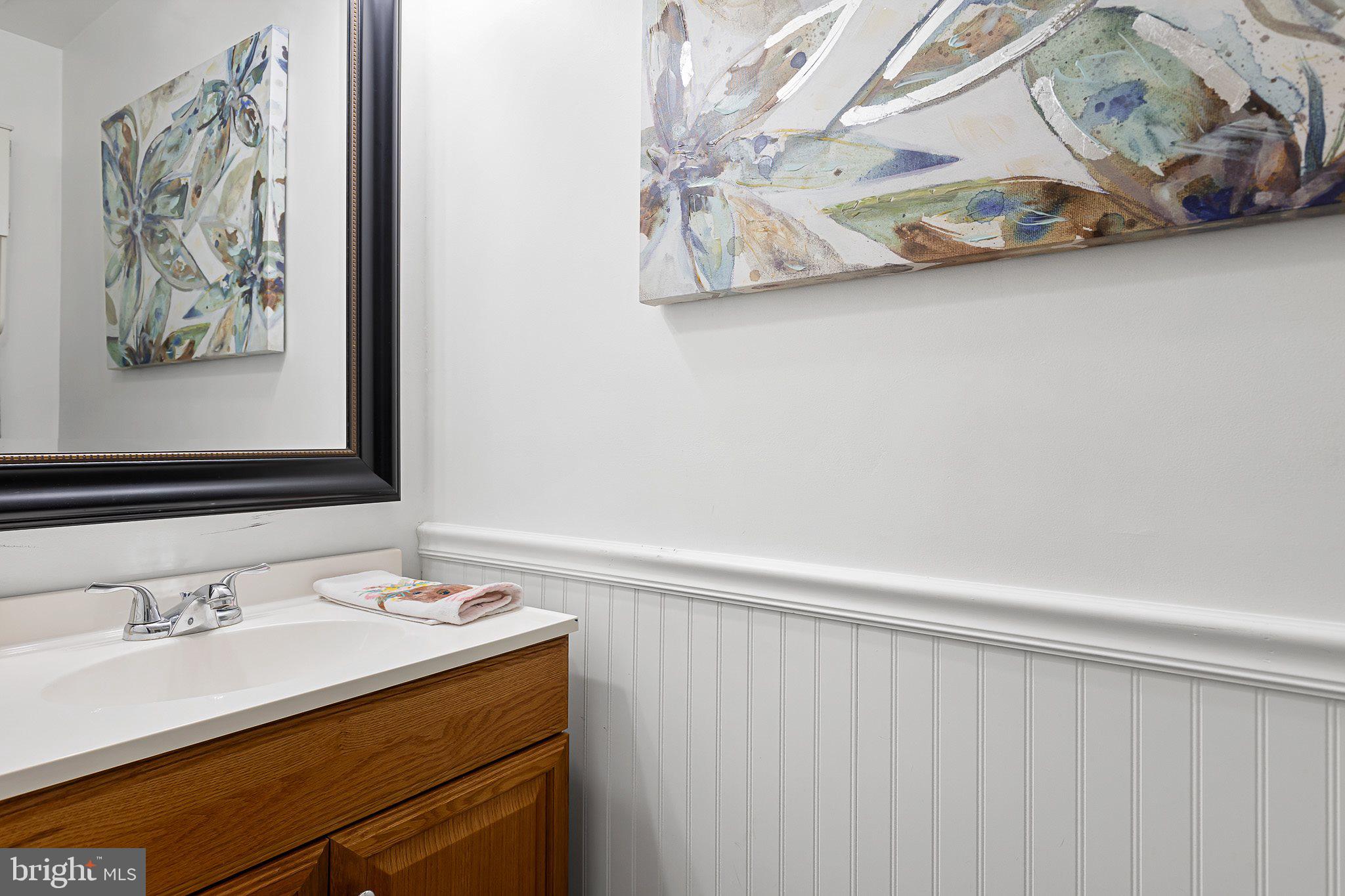 VILLAGE KNOLL - Residential