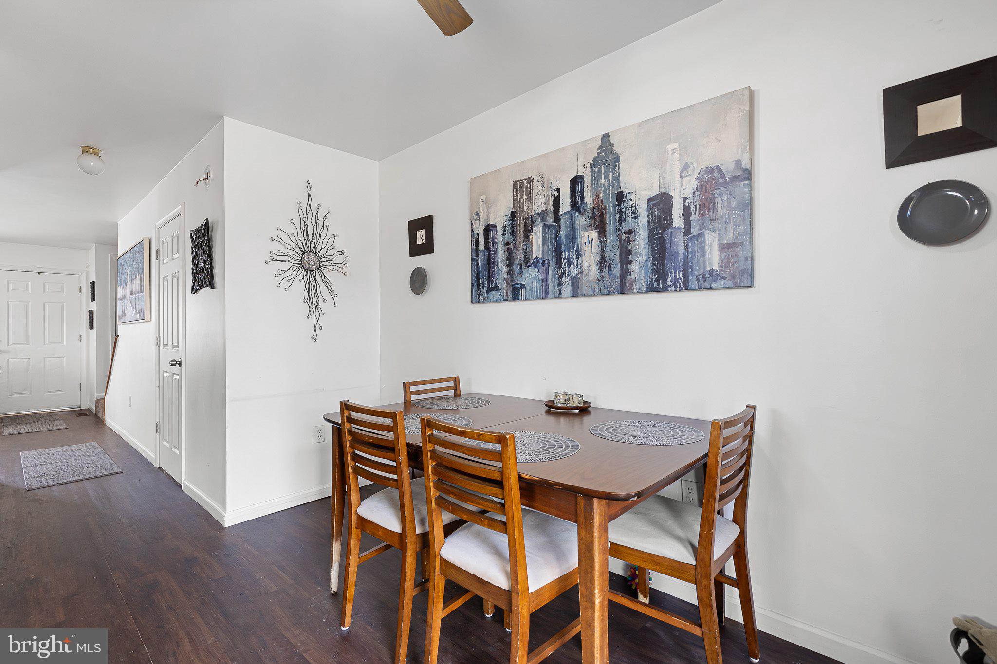 VILLAGE KNOLL - Residential