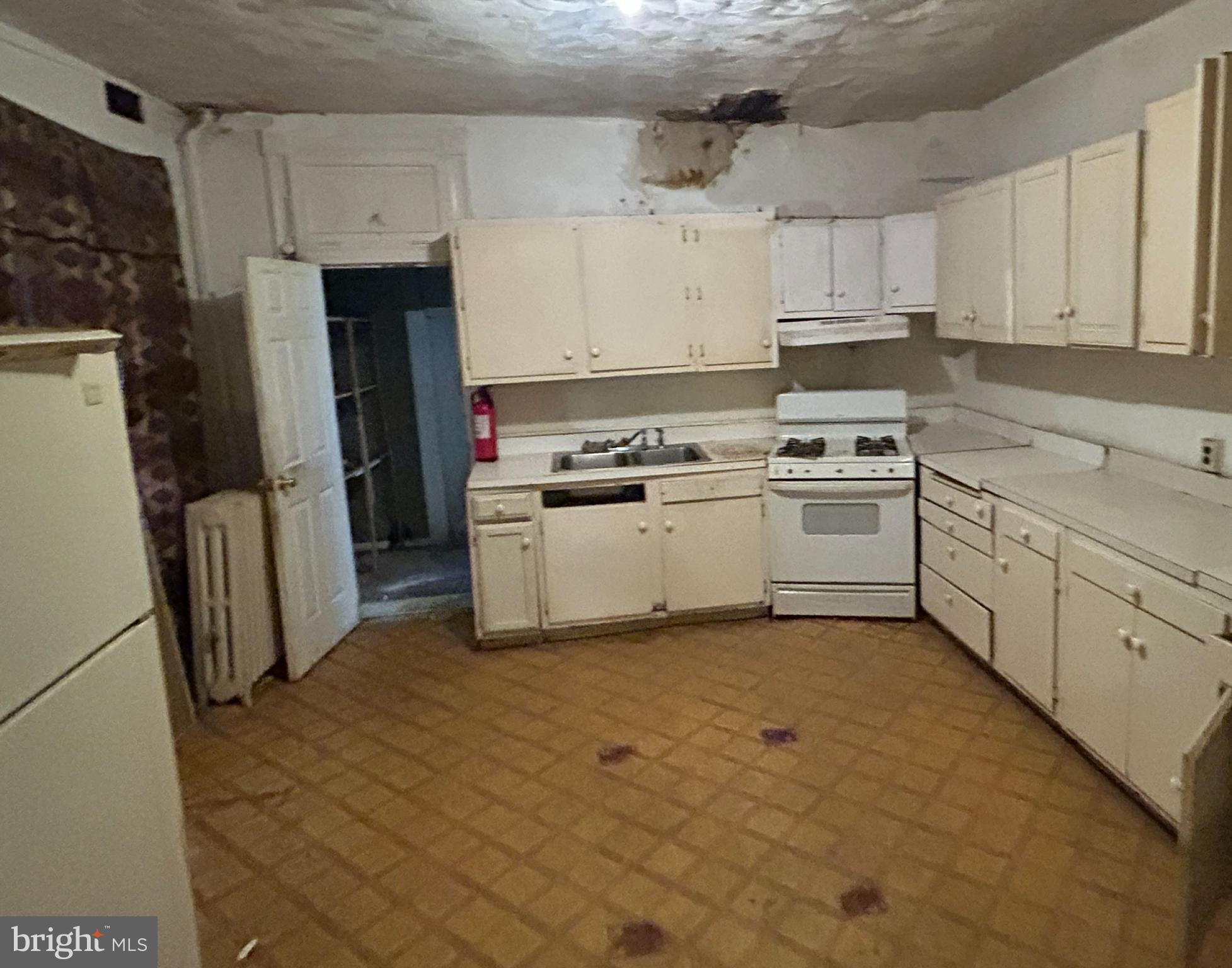 PARK CIRCLE - Residential