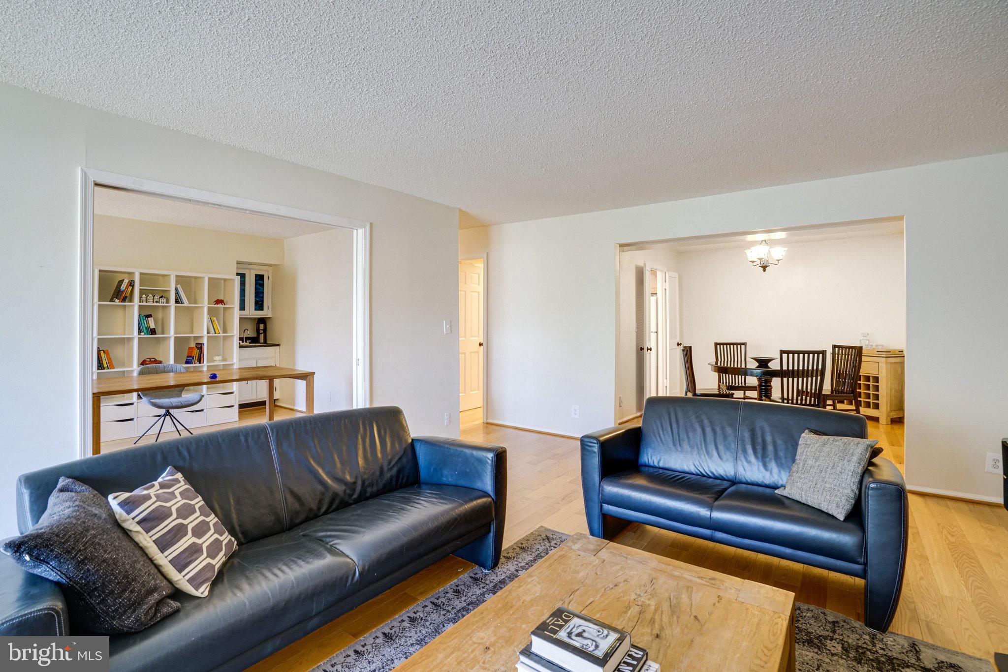 THE COLONIES - Residential