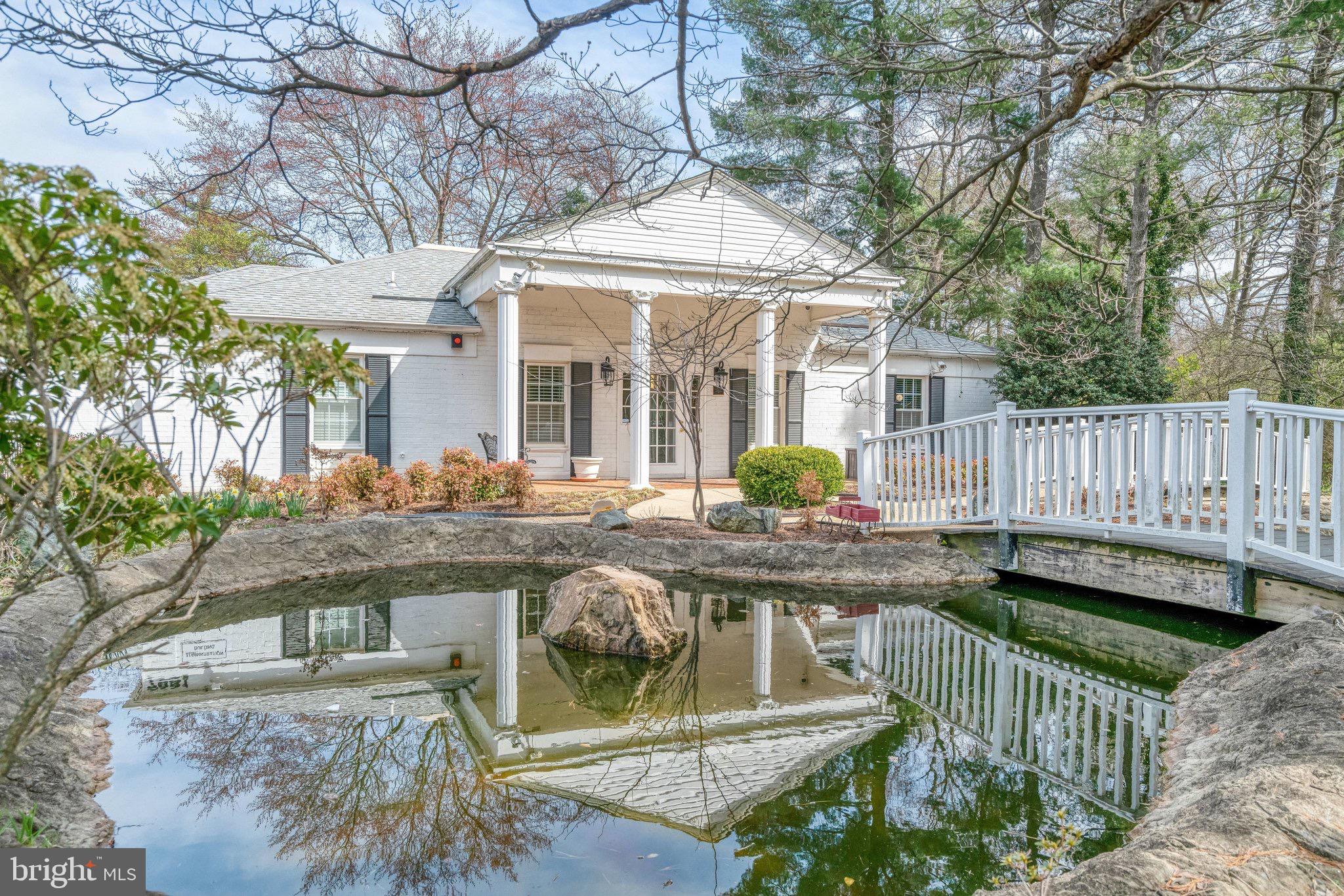 THE COLONIES - Residential