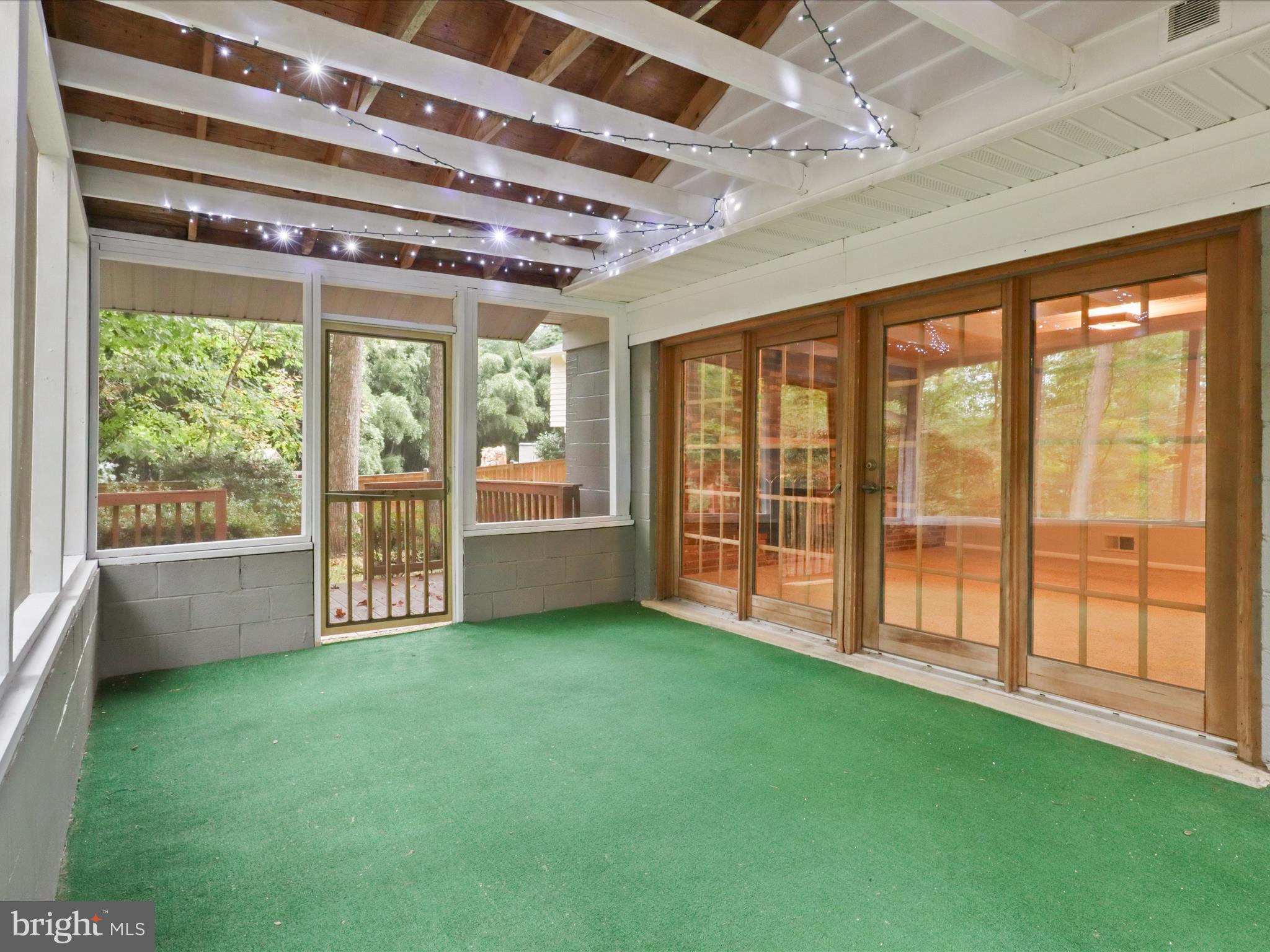 CANTERBURY WOODS - Residential