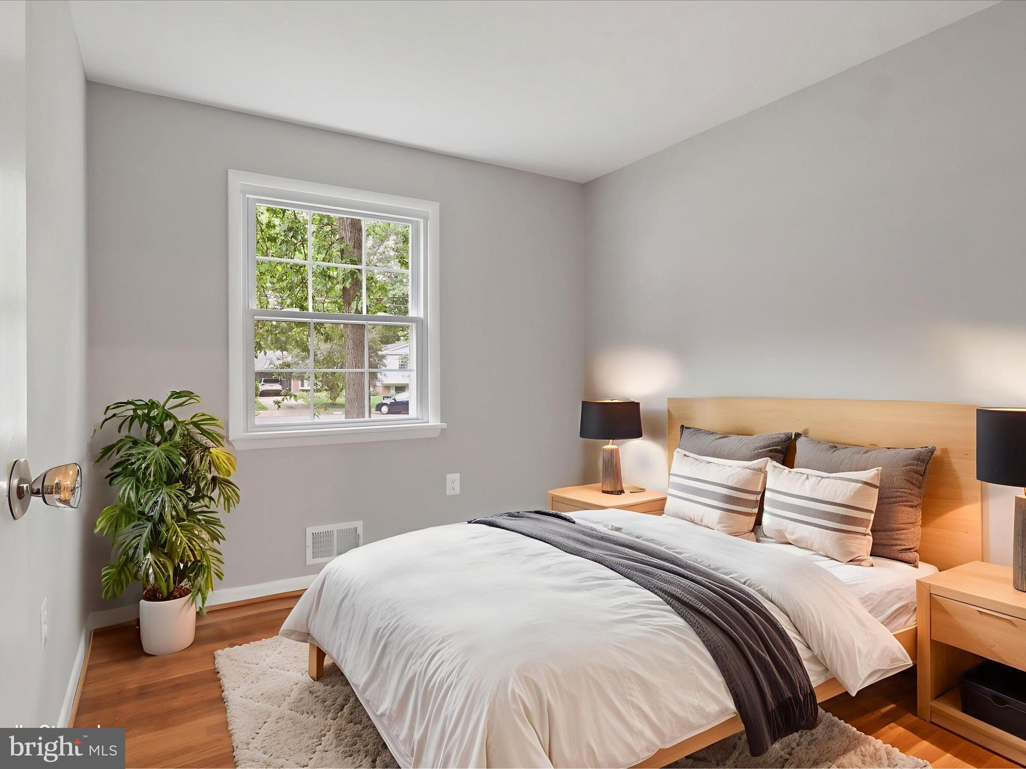 CANTERBURY WOODS - Residential