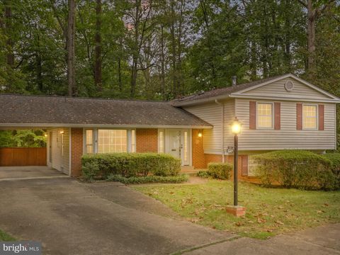 8504 CANTERBURY DRIVE ANNANDALE VA 22003