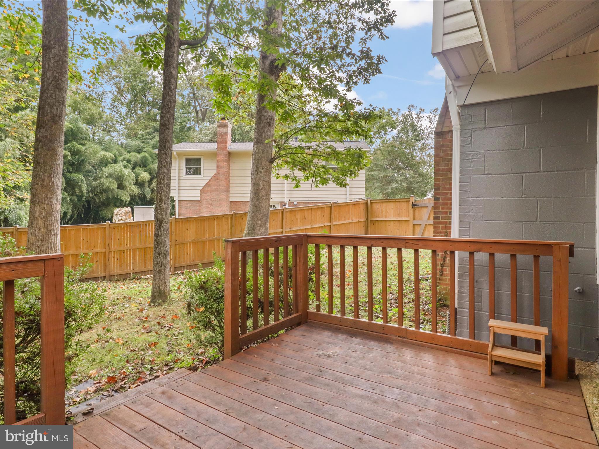 CANTERBURY WOODS - Residential