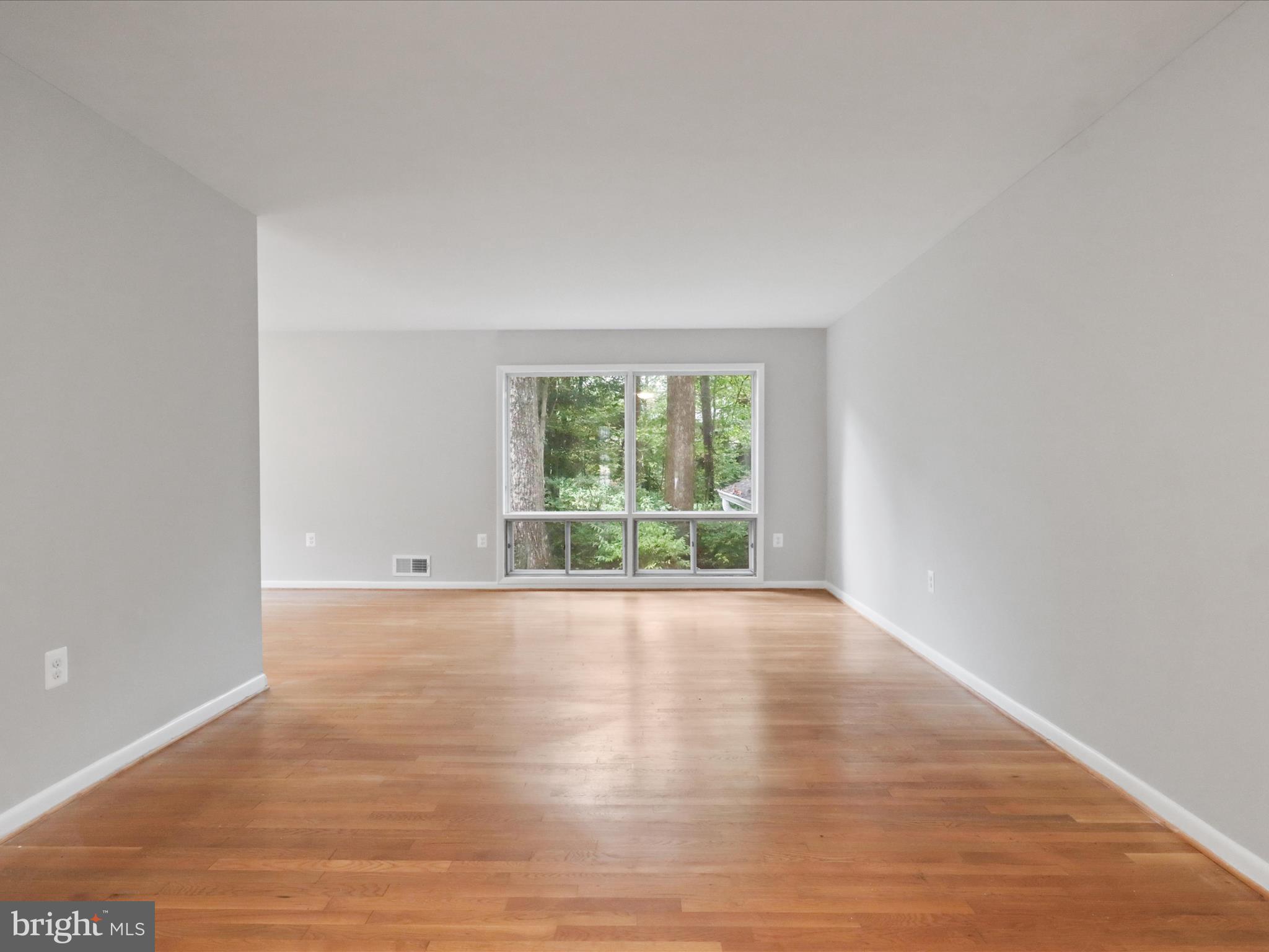 CANTERBURY WOODS - Residential