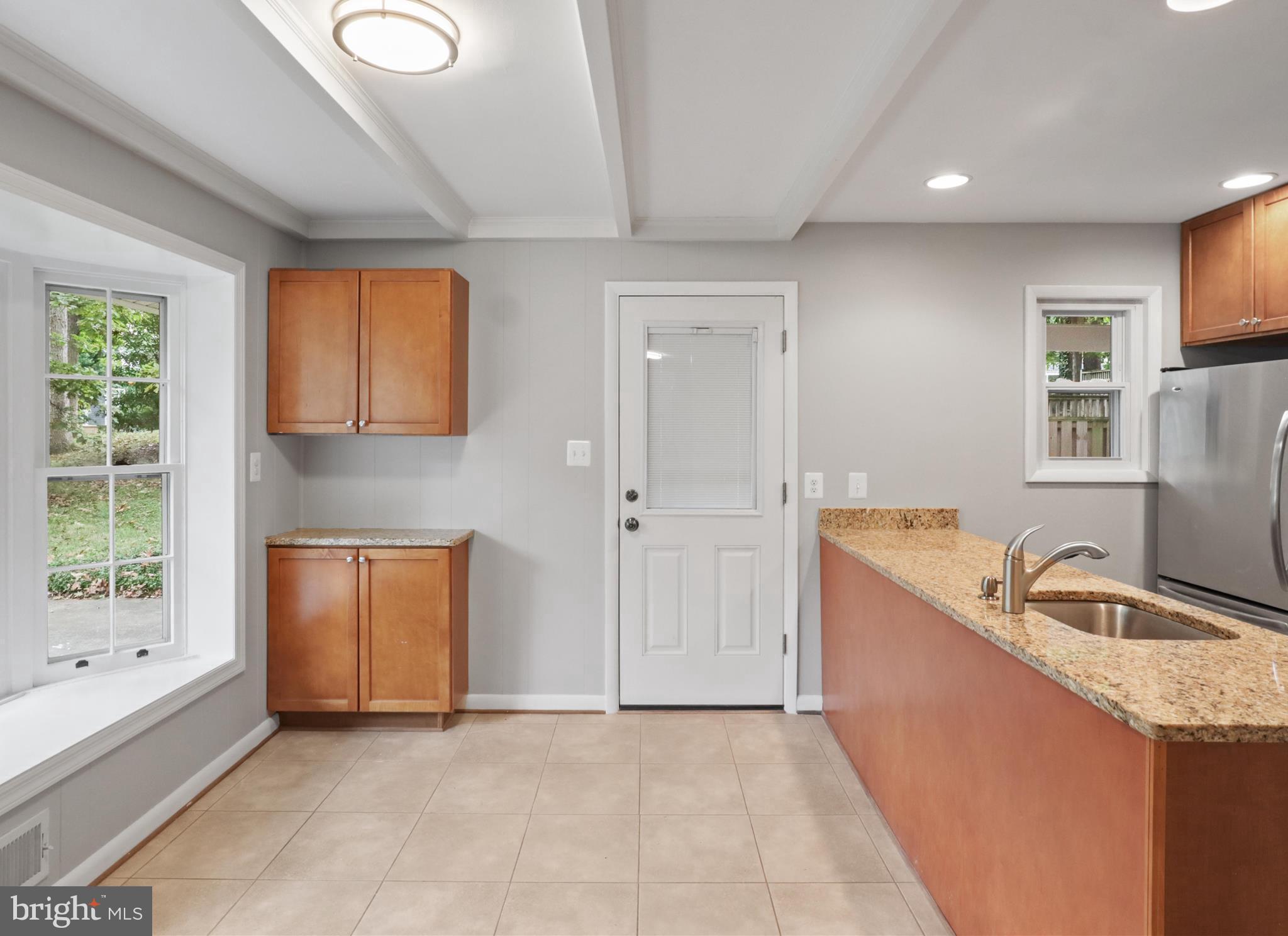 CANTERBURY WOODS - Residential