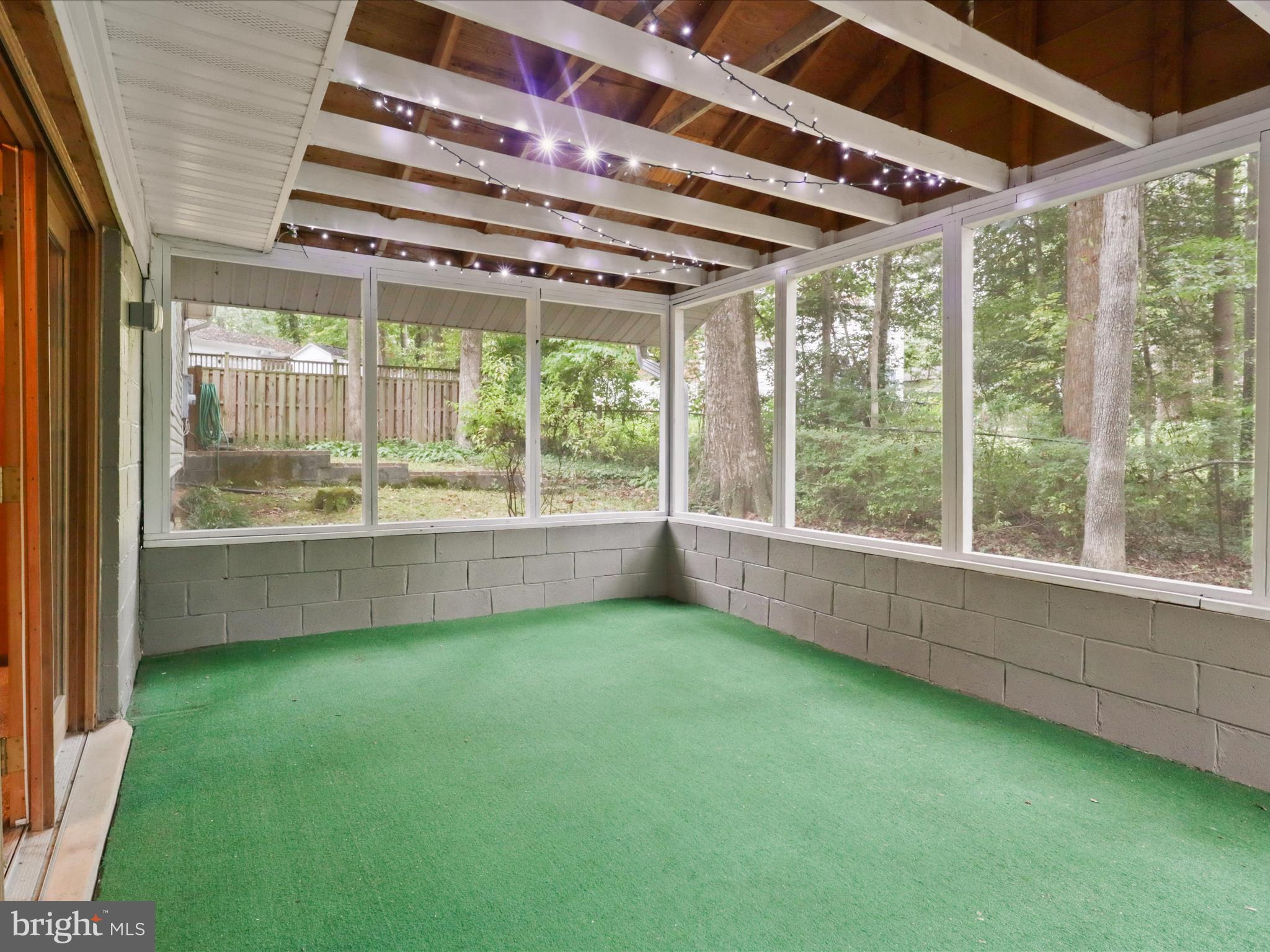 CANTERBURY WOODS - Residential