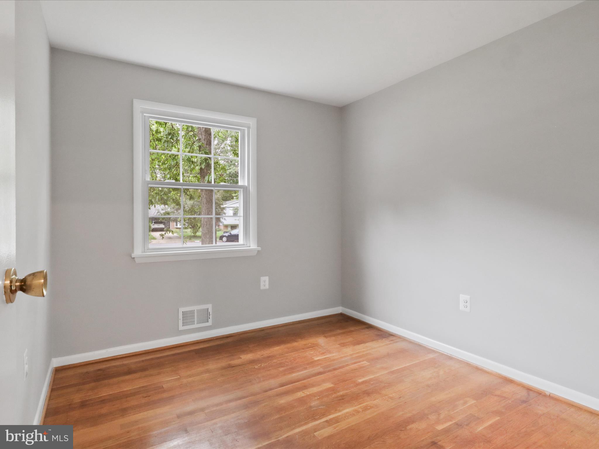 CANTERBURY WOODS - Residential