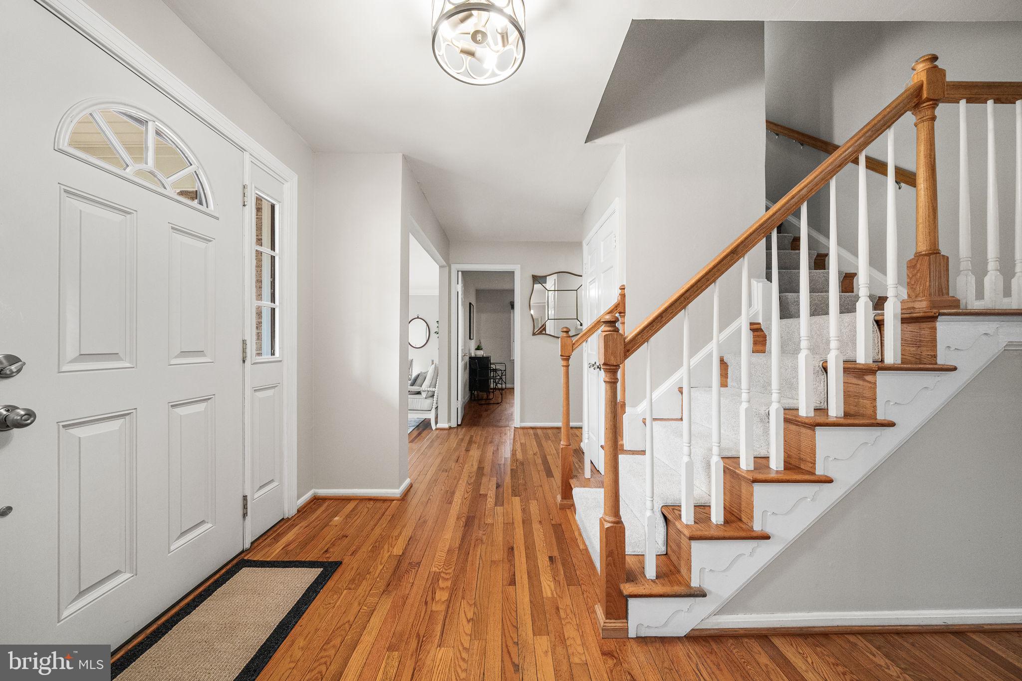 VIENNA OAKS - Residential