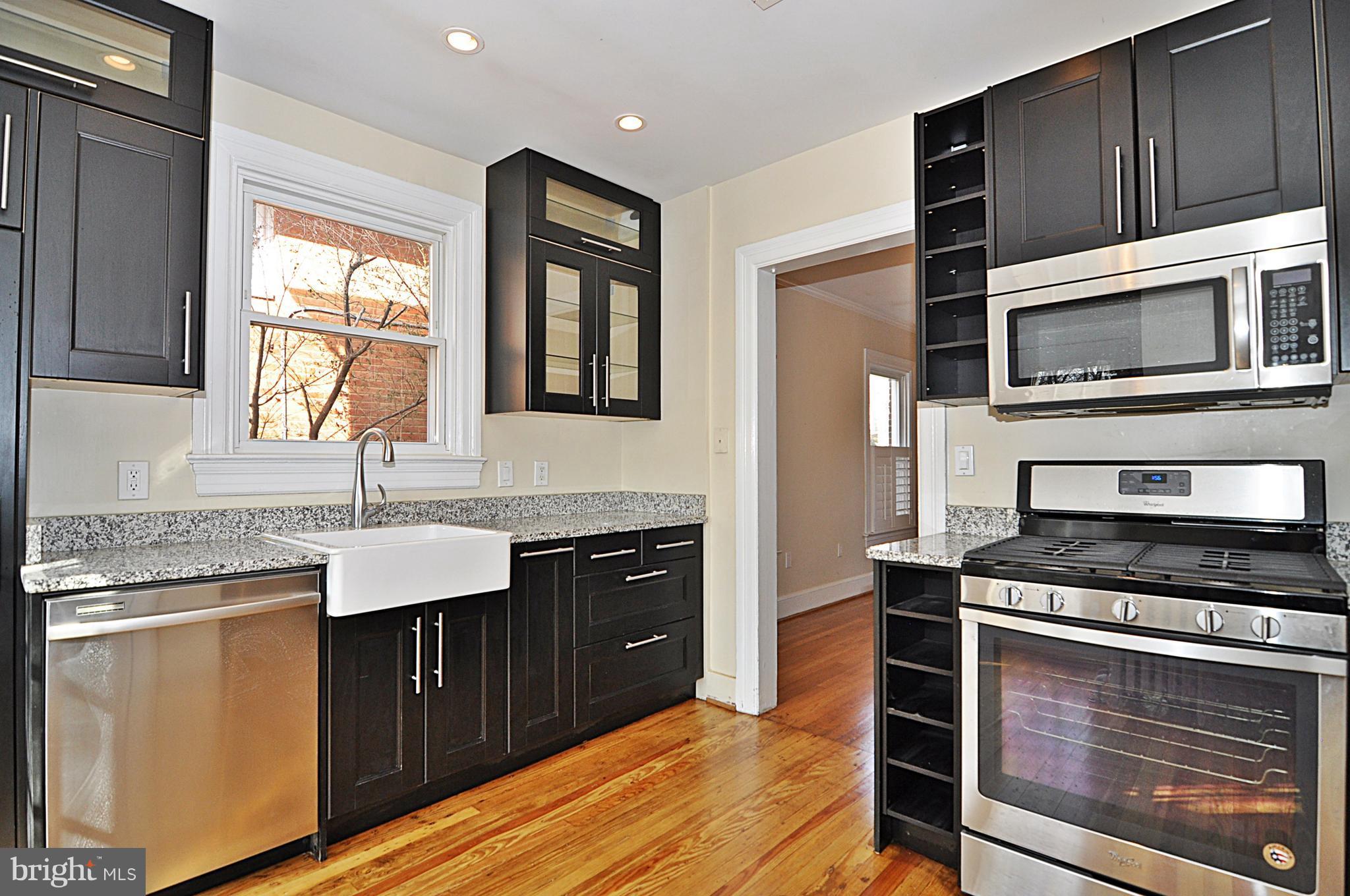 OVER LEE KNOLLS - Residential Lease