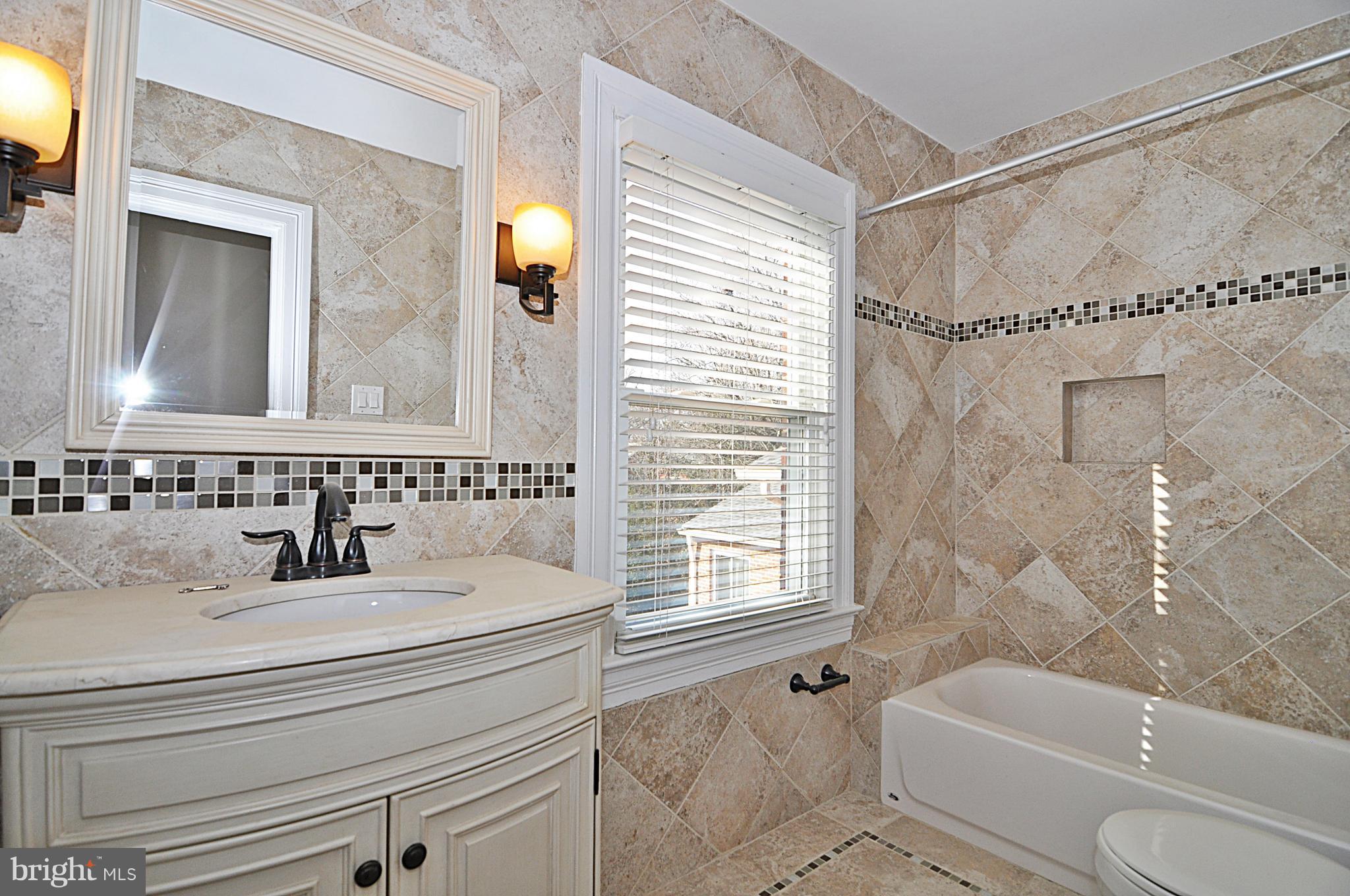 OVER LEE KNOLLS - Residential Lease