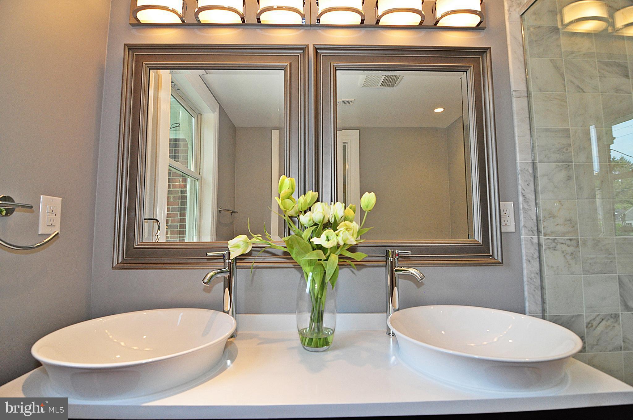 OVER LEE KNOLLS - Residential Lease