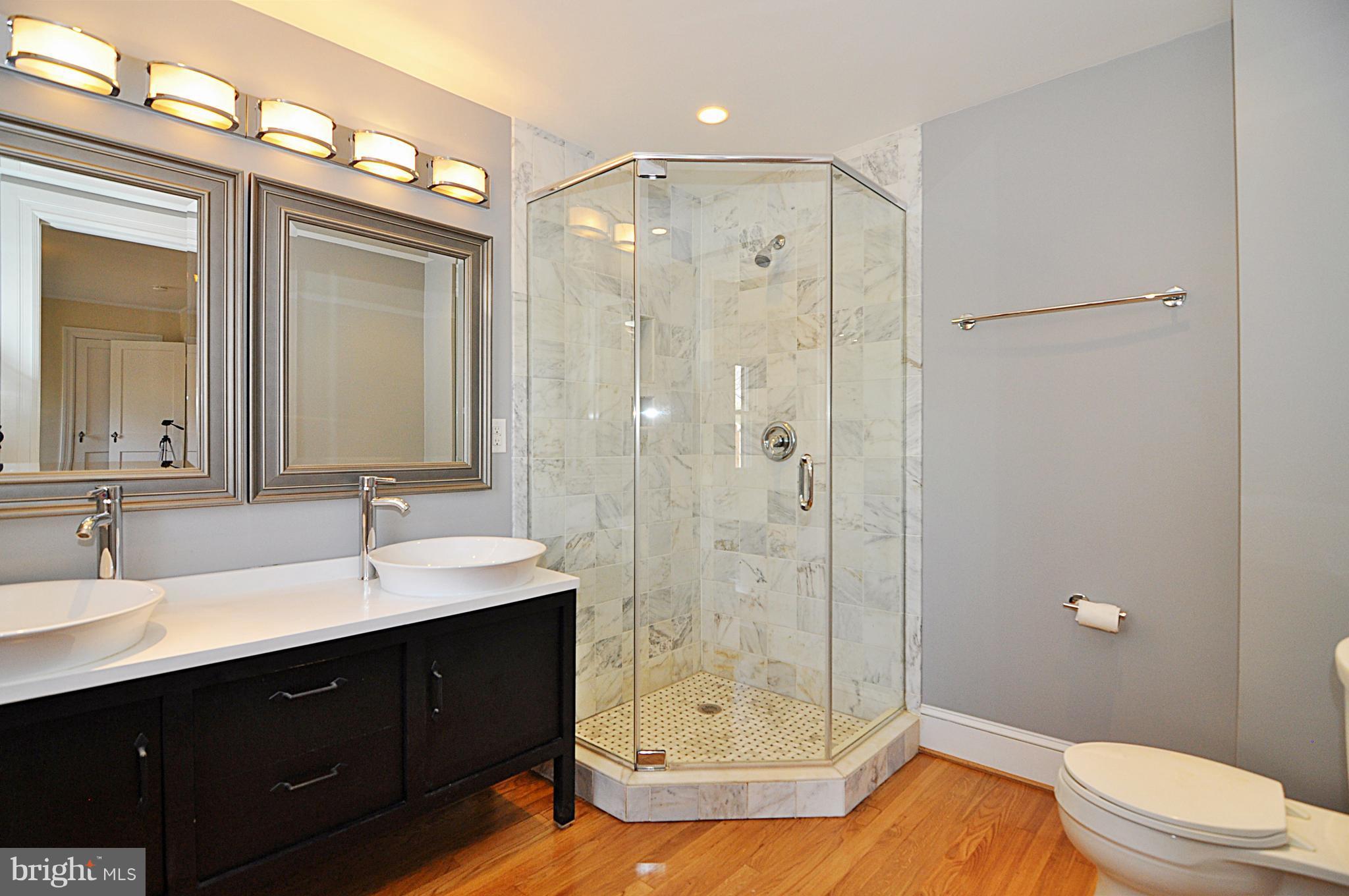 OVER LEE KNOLLS - Residential Lease