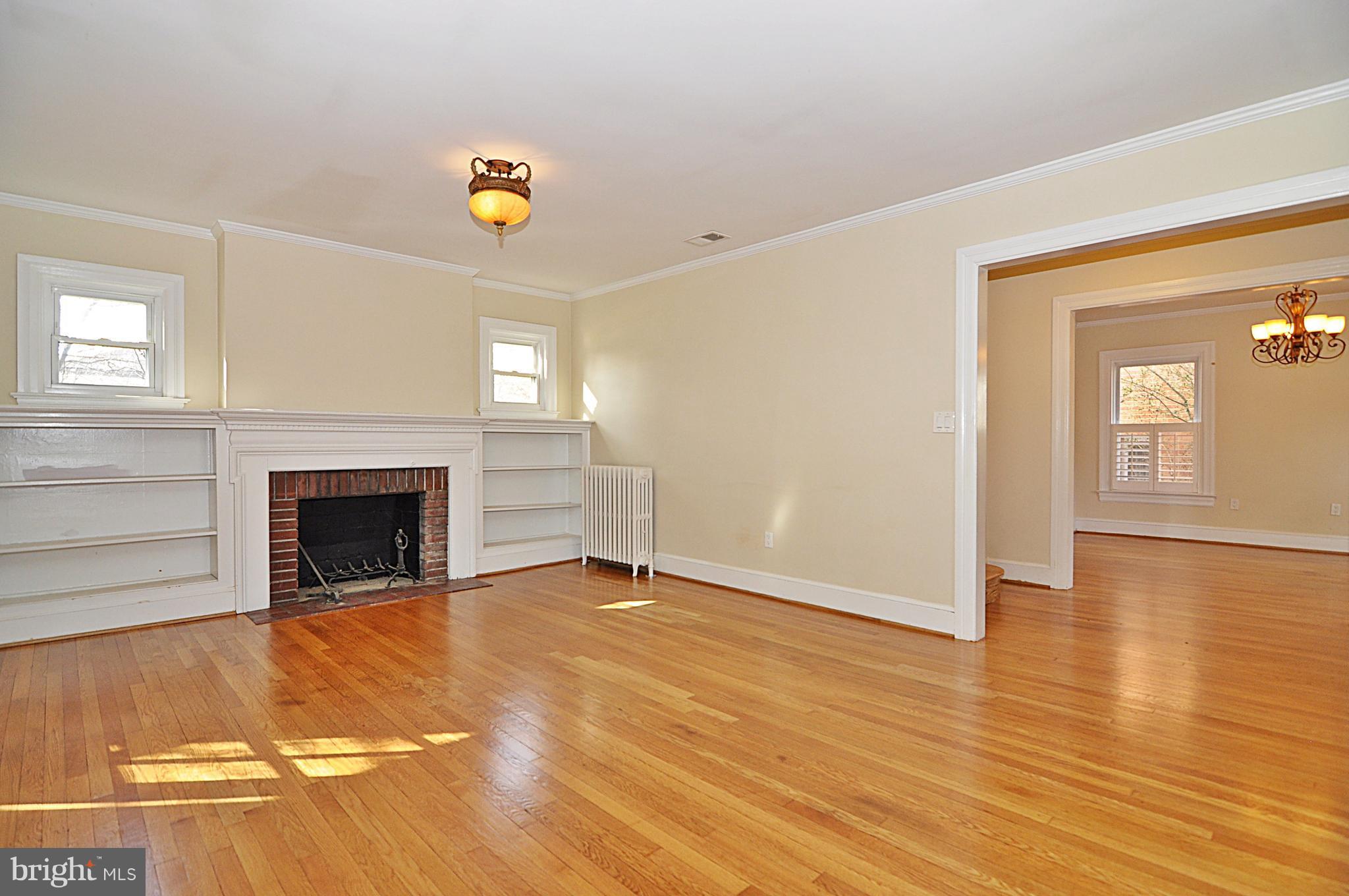 OVER LEE KNOLLS - Residential Lease