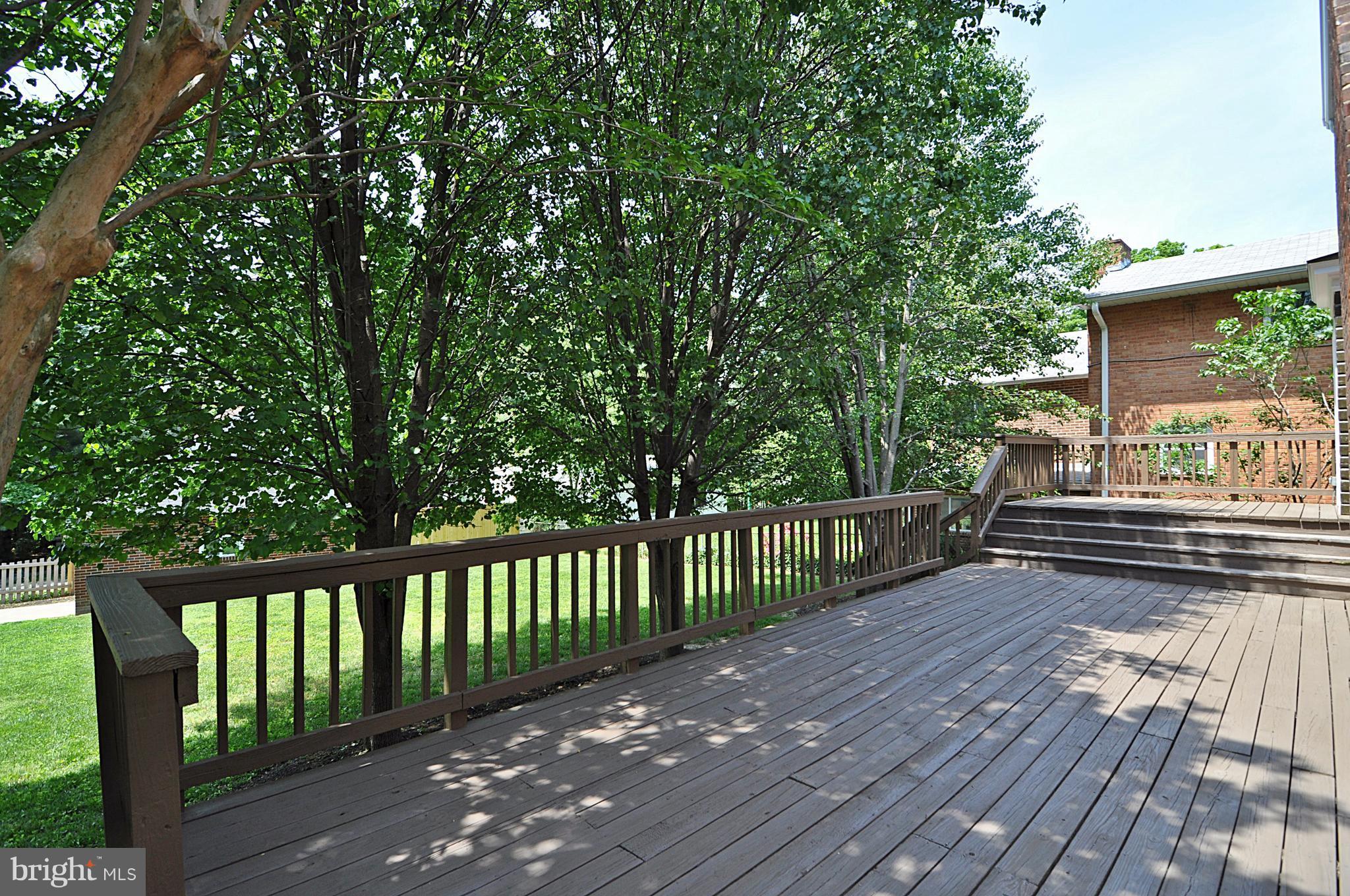 OVER LEE KNOLLS - Residential Lease