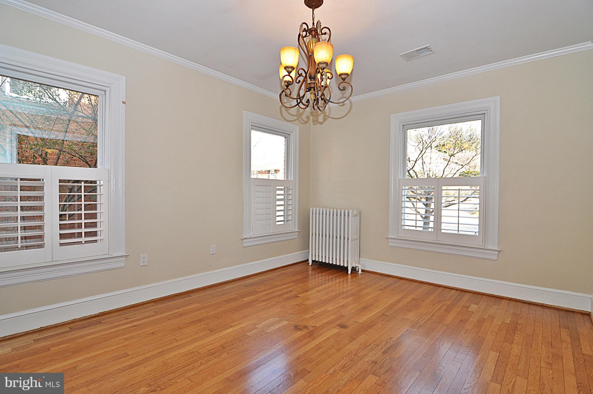 OVER LEE KNOLLS - Residential Lease