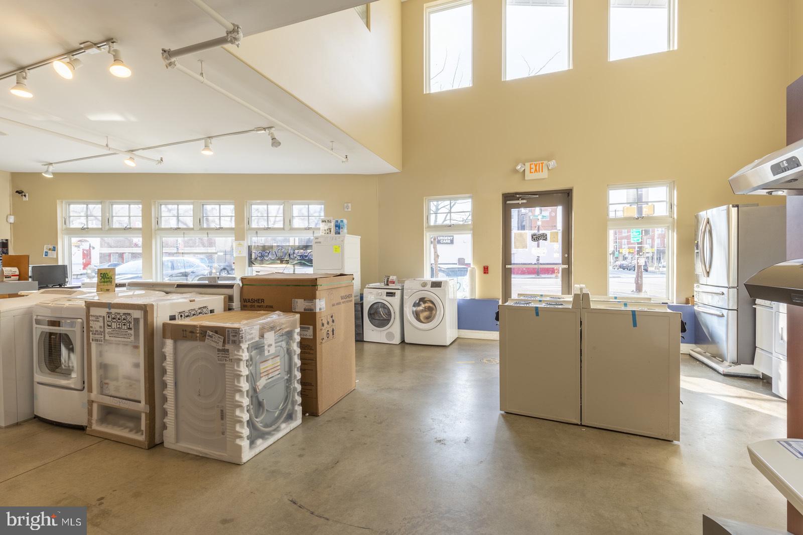 NEWBOLD - Commercial Sale