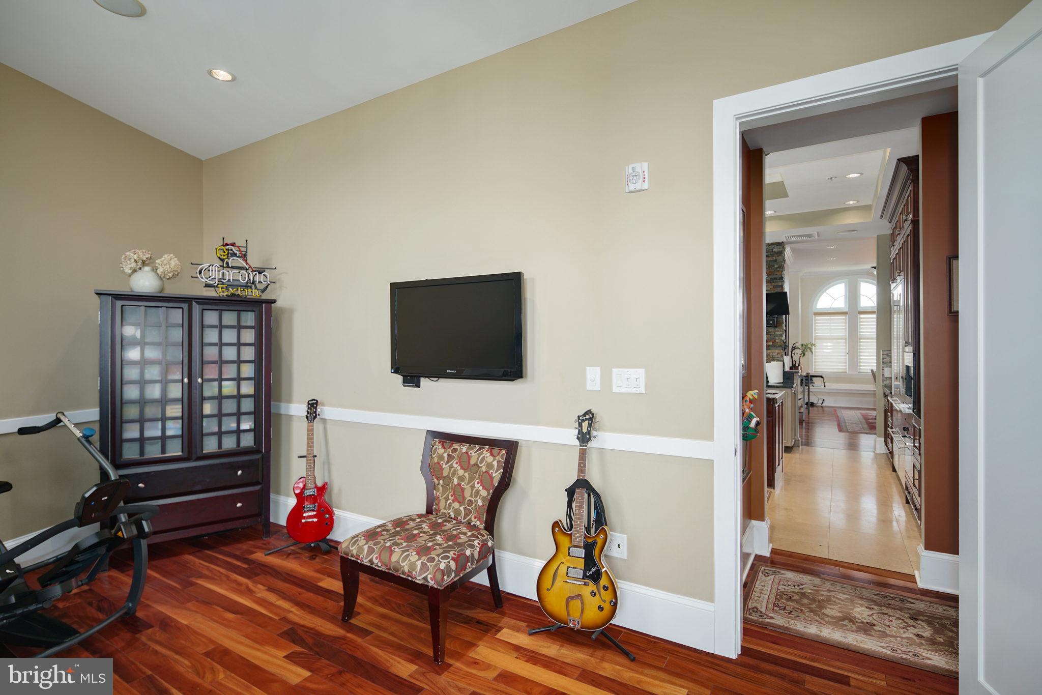 NEWBOLD - Commercial Sale