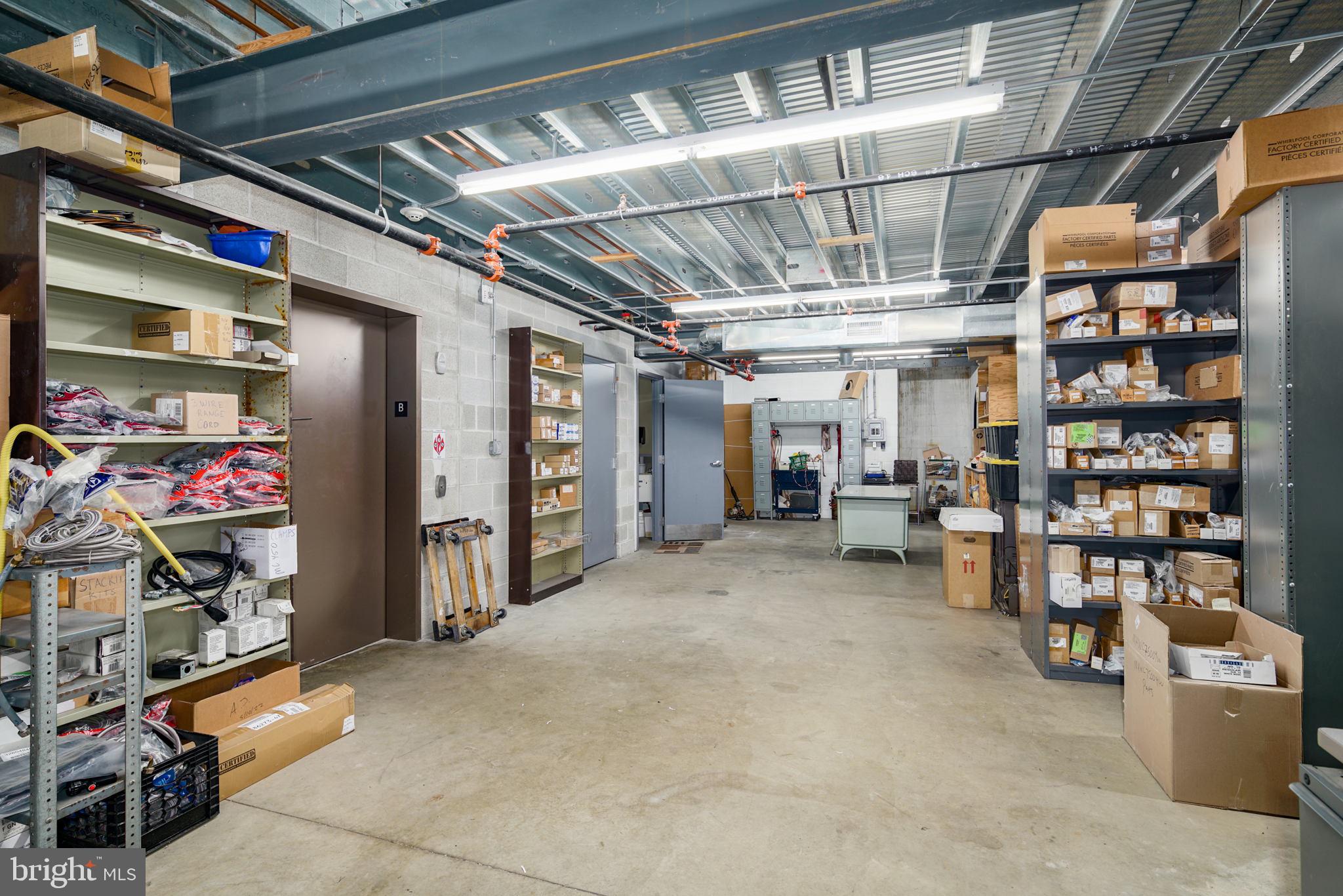 NEWBOLD - Commercial Sale