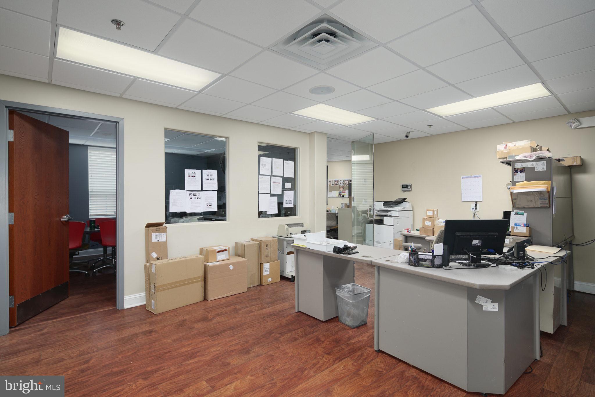 NEWBOLD - Commercial Sale