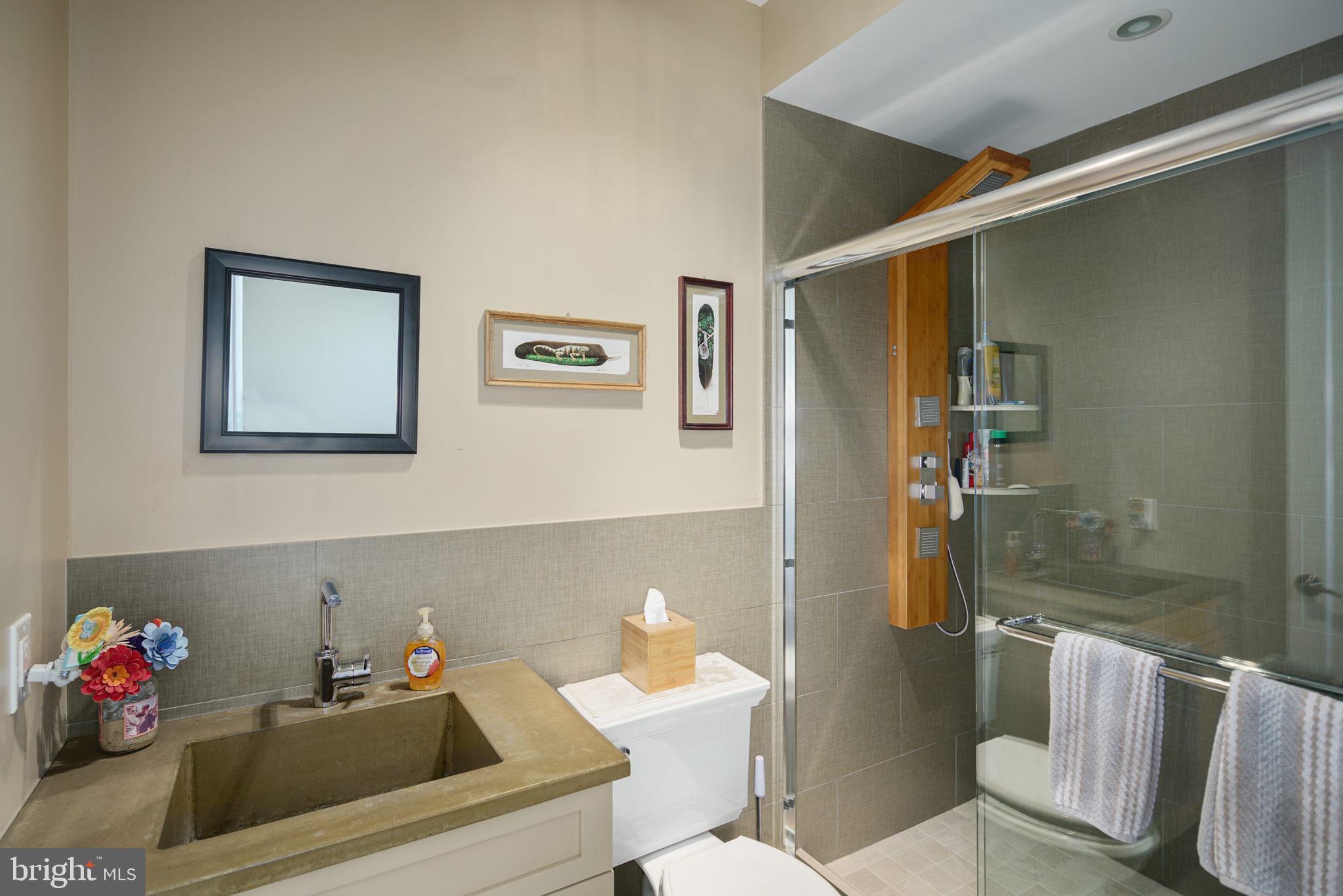 NEWBOLD - Commercial Sale