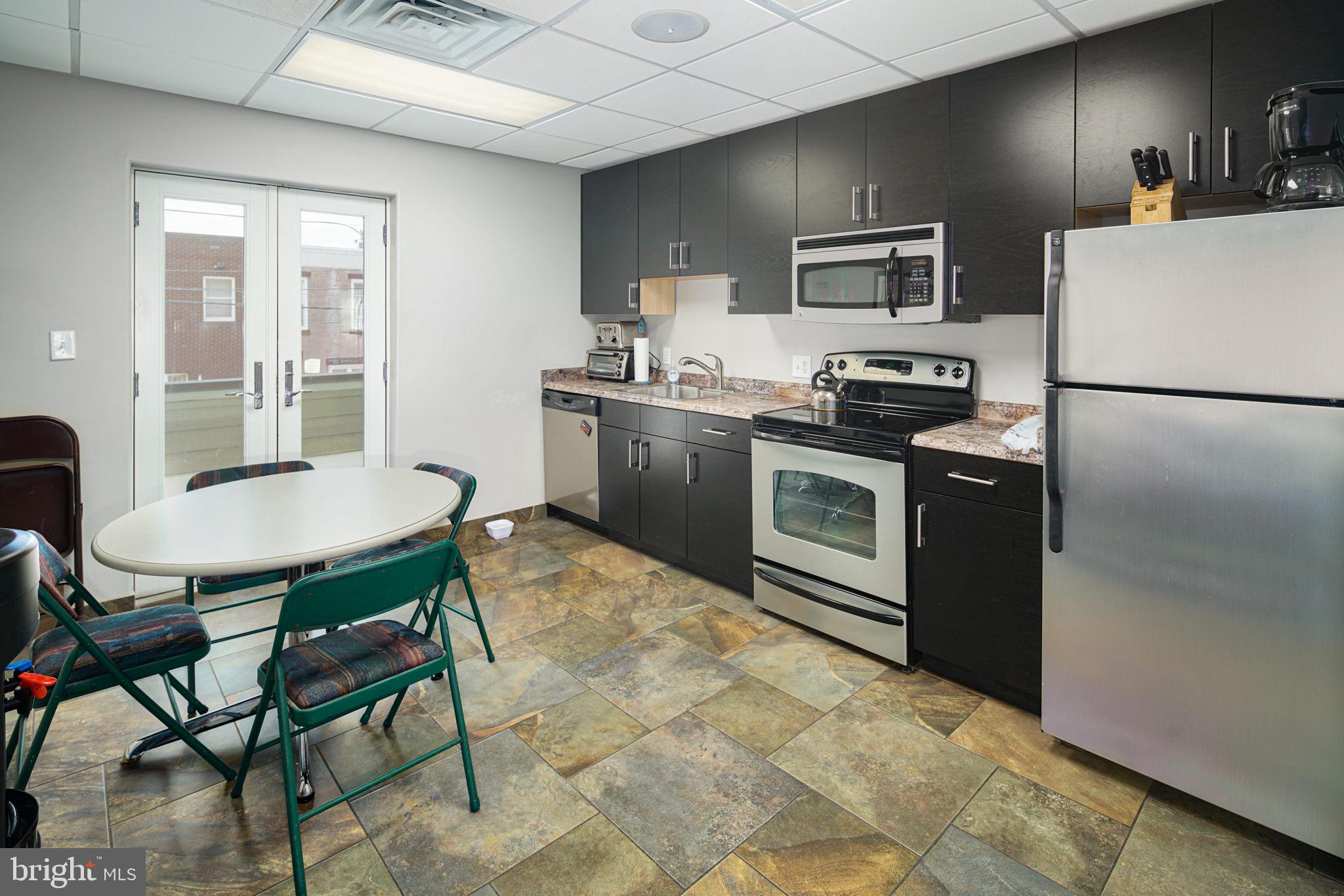 NEWBOLD - Commercial Sale