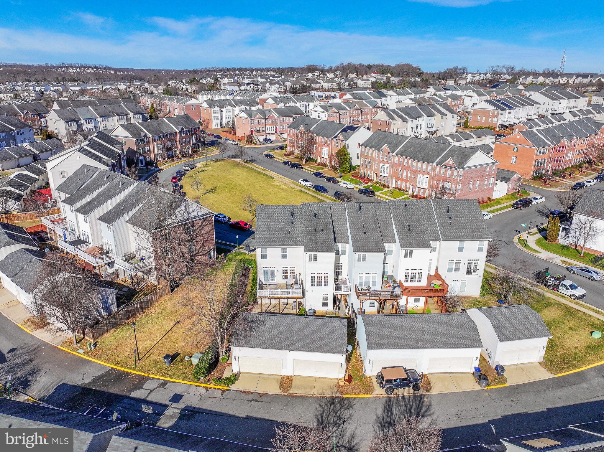 PORT POTOMAC - Residential