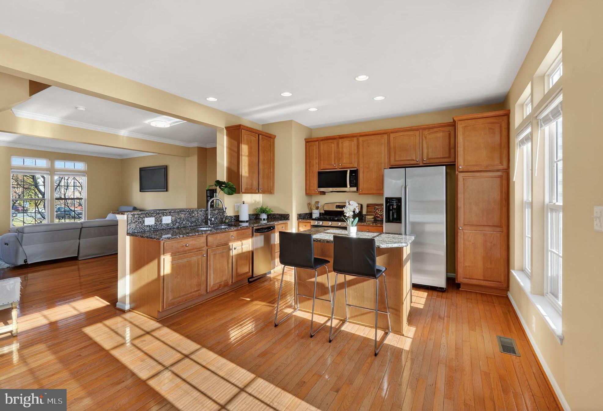 PORT POTOMAC - Residential