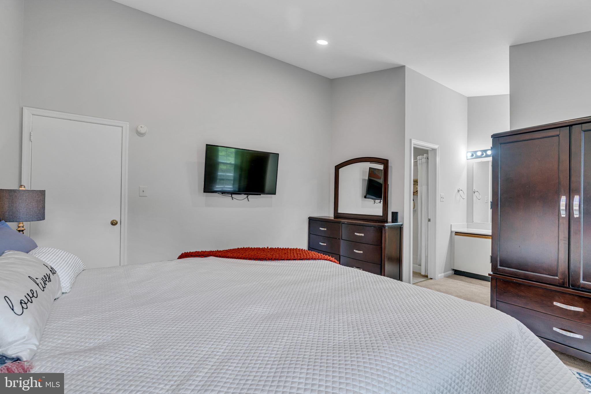 FAIR RIDGE - Residential