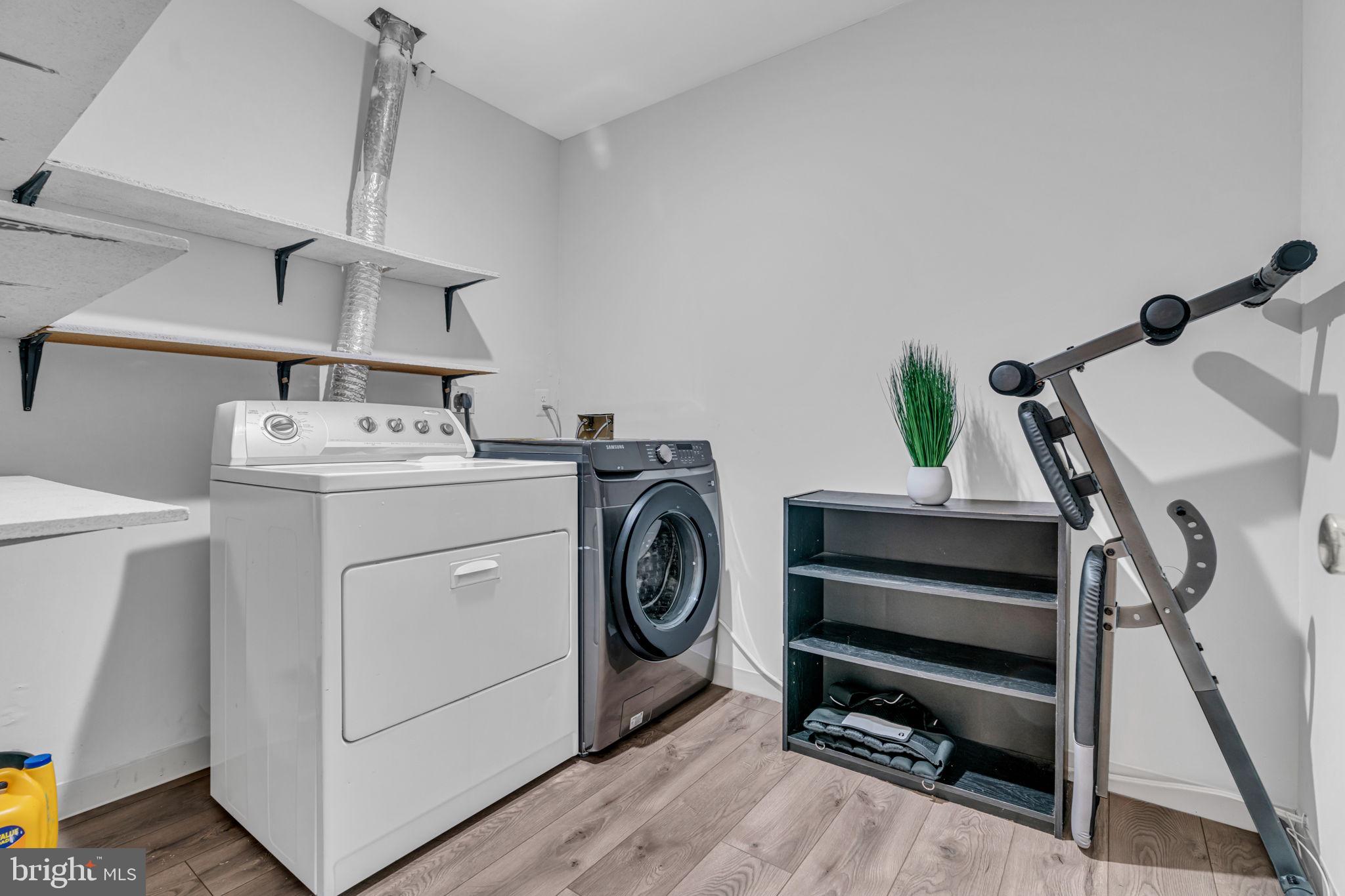 FAIR RIDGE - Residential