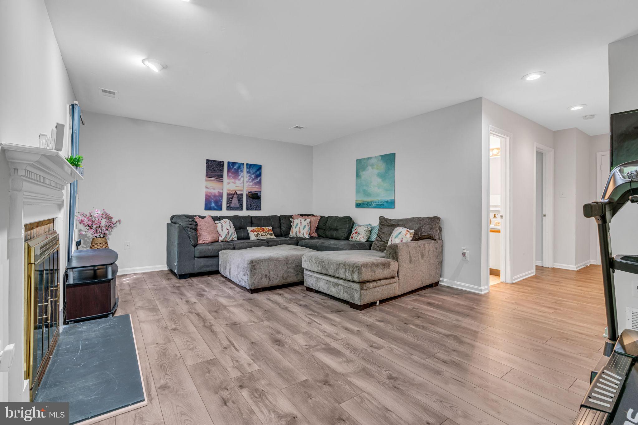 FAIR RIDGE - Residential