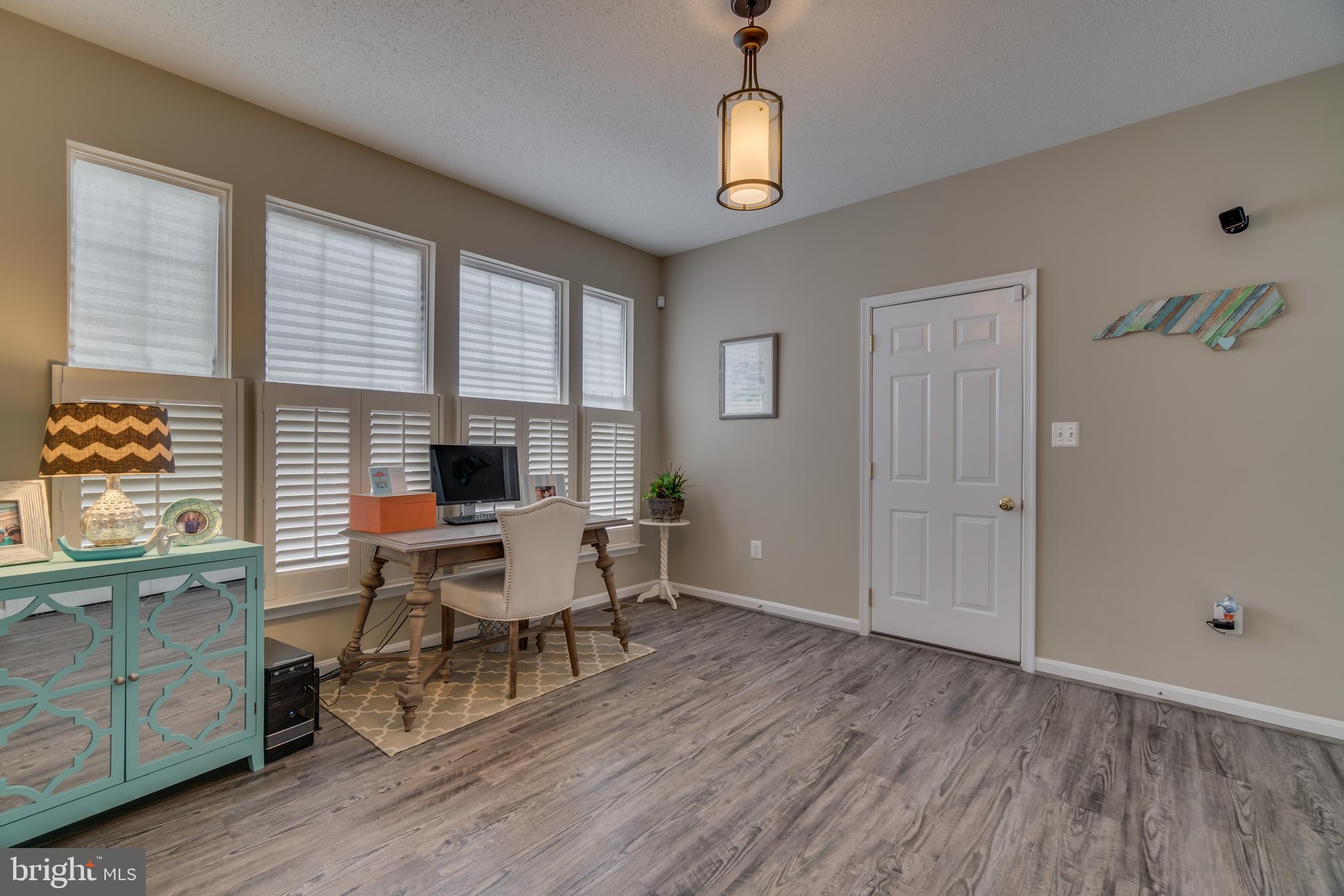 LADYSMITH VILLAGE - Residential