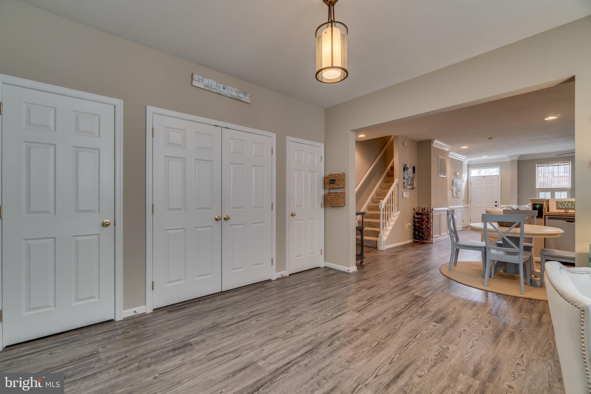 LADYSMITH VILLAGE - Residential