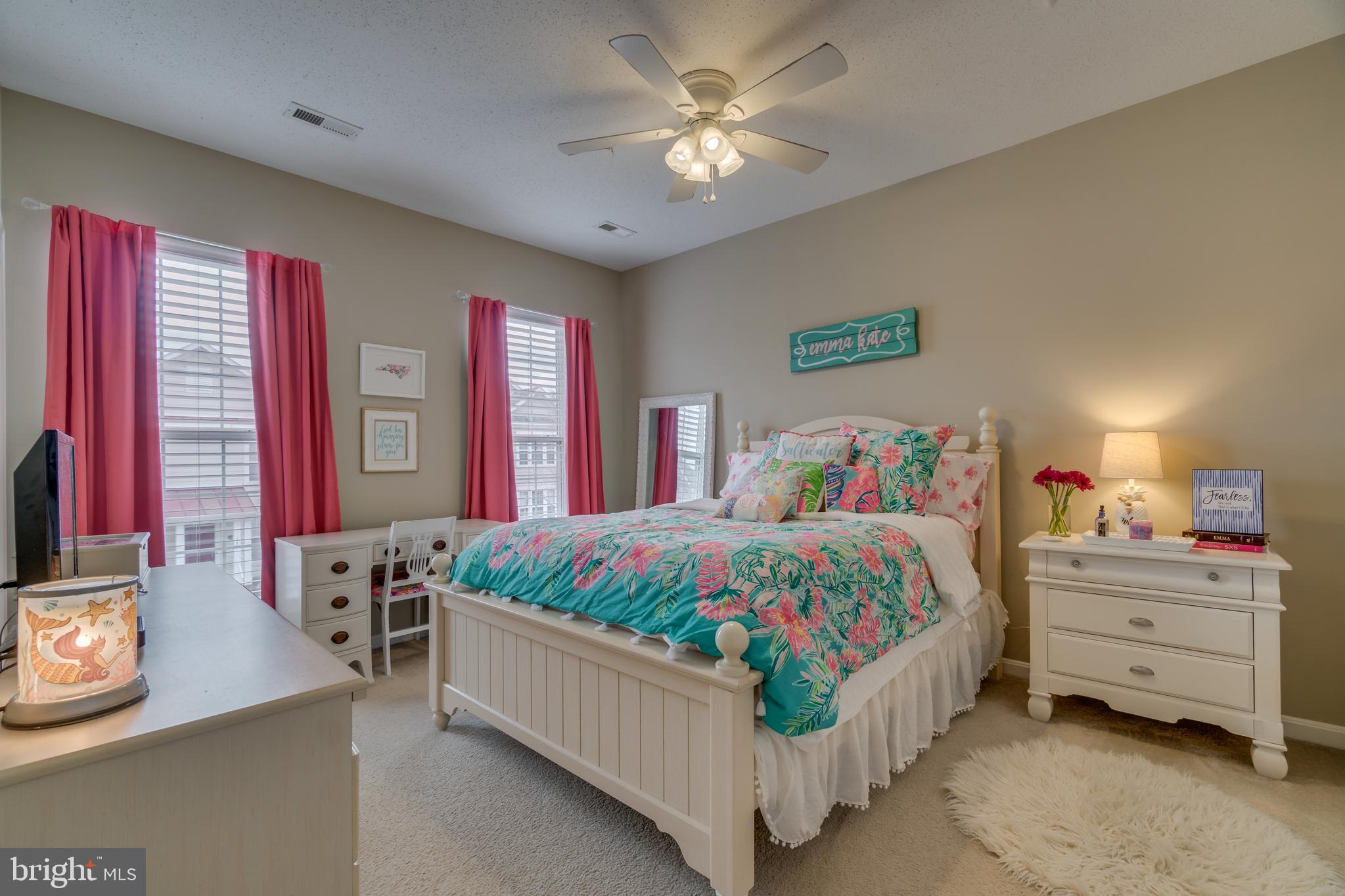 LADYSMITH VILLAGE - Residential