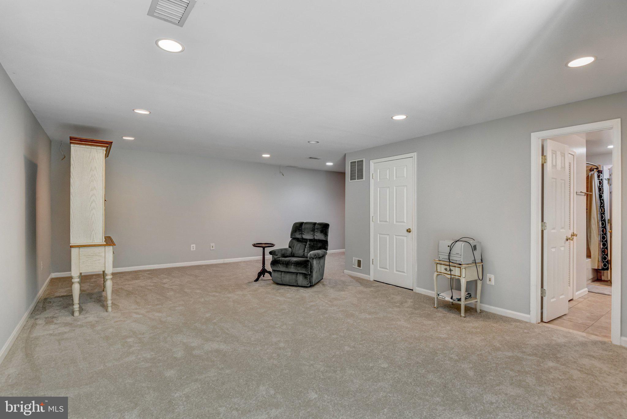 ARDMORE WOODS - Residential